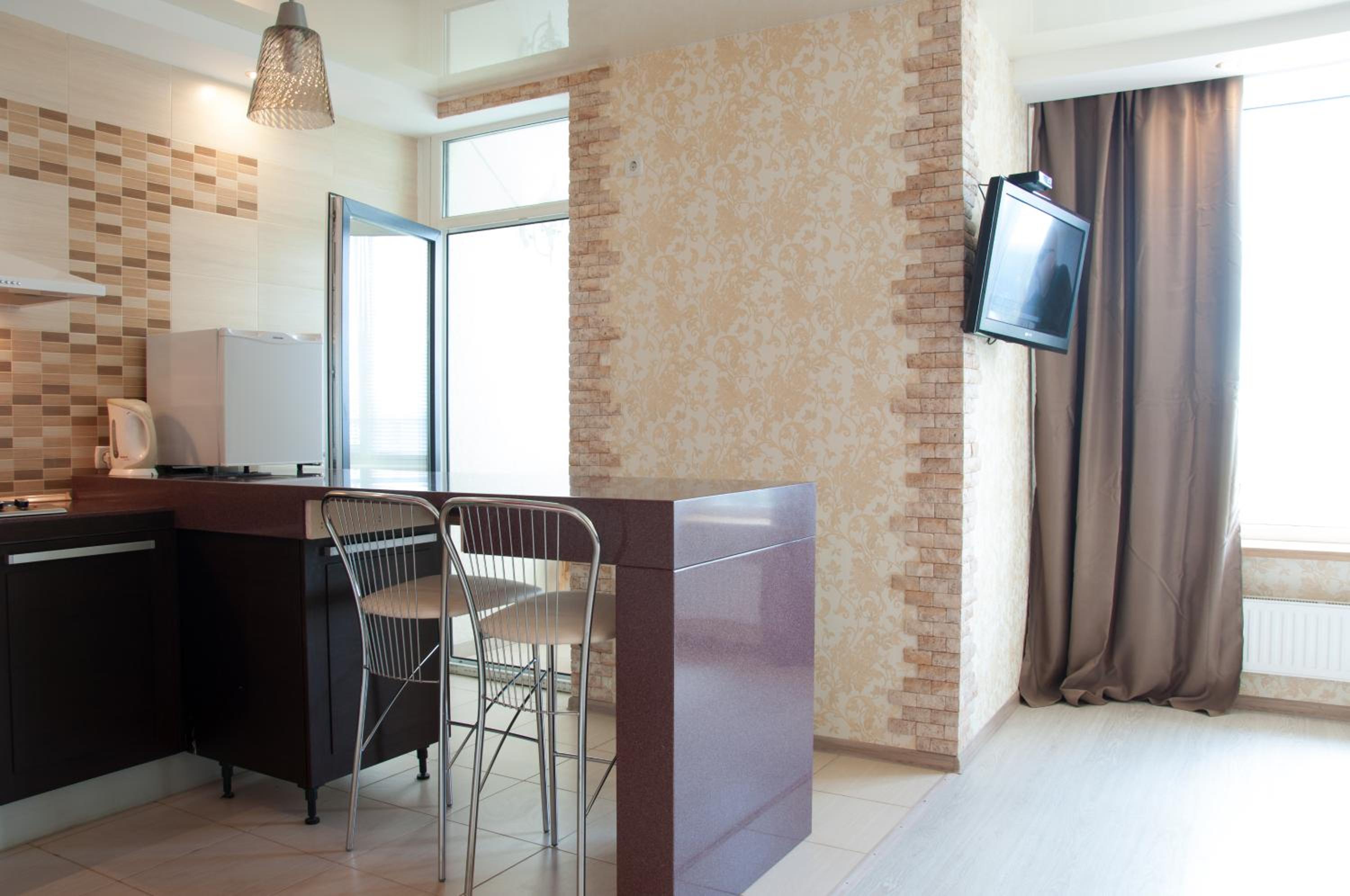 Apartment on Bogatyrskaya 6a view 2