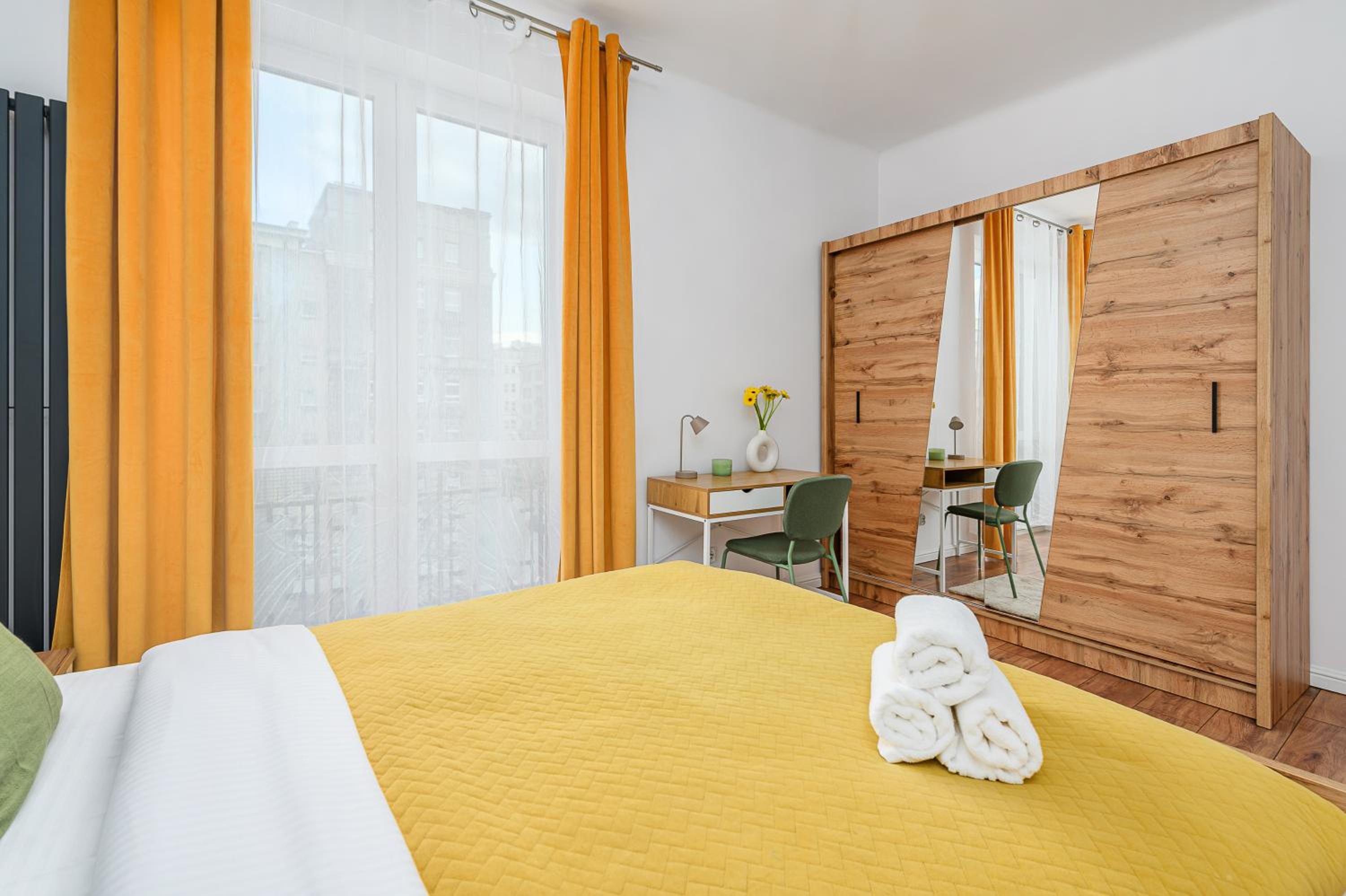 Lumina Charming 3-room apartment in the heart of Warsaw