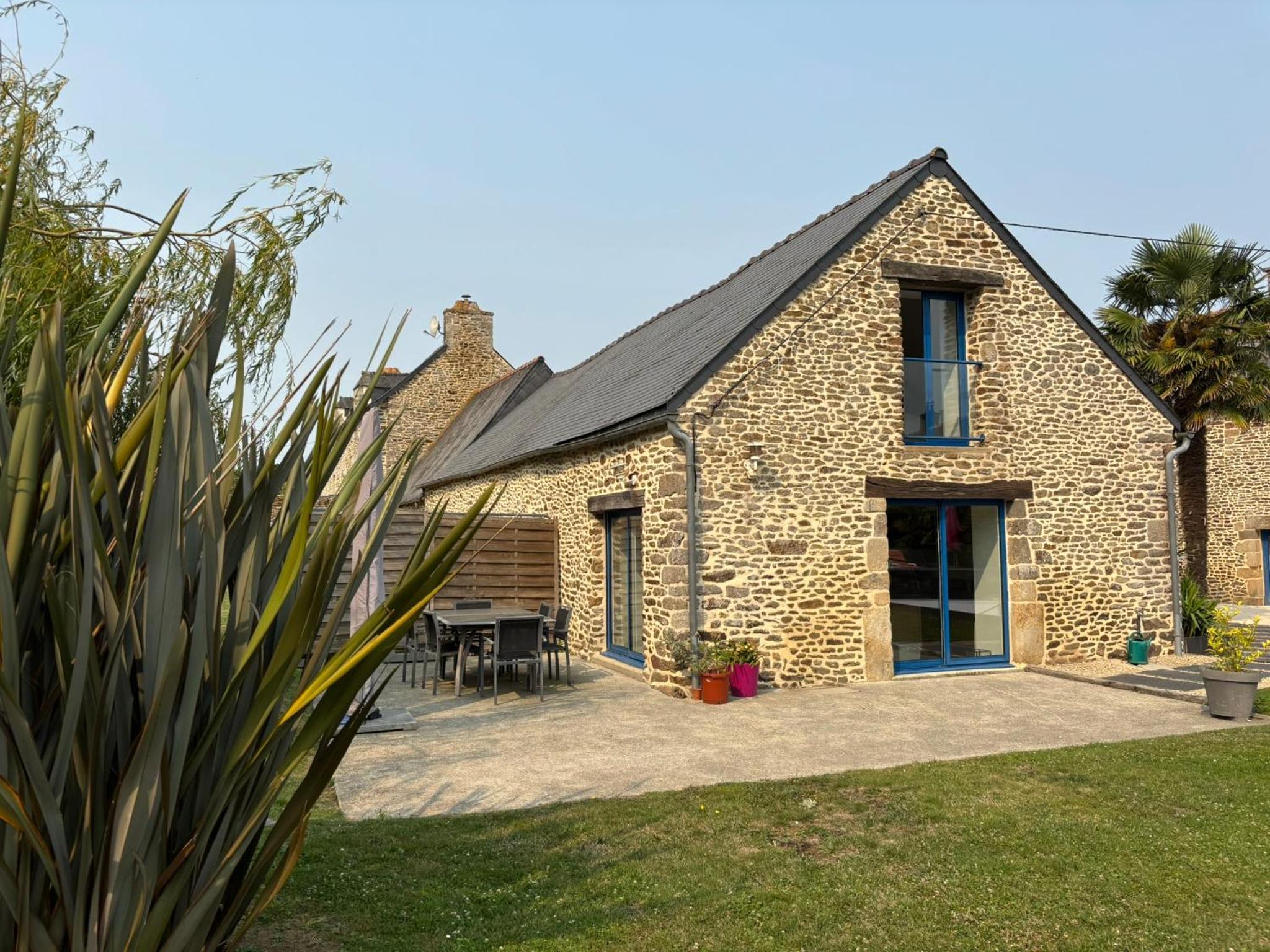 Maison Onze calme en bord de Rance