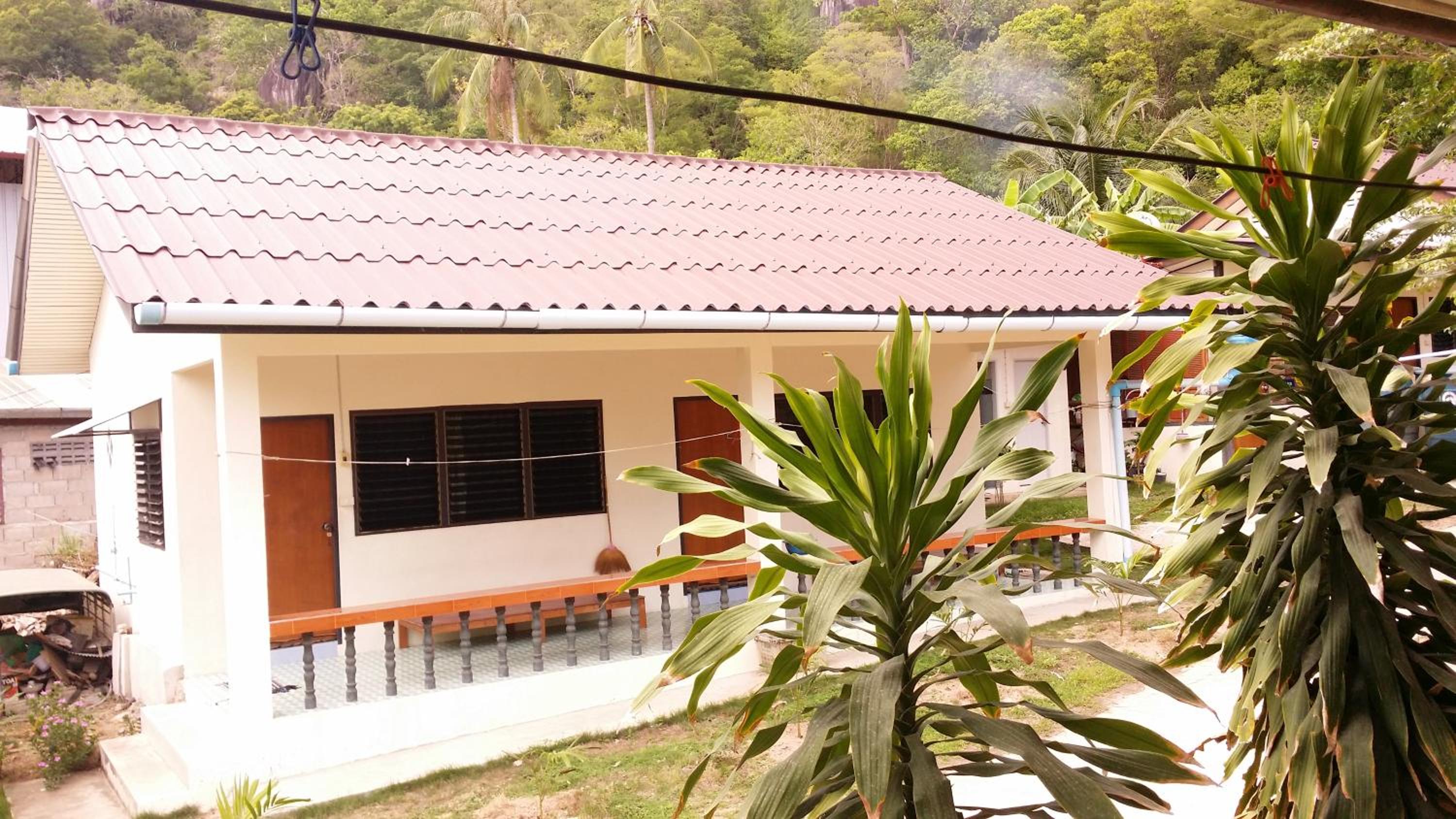 Happy Bungalow
