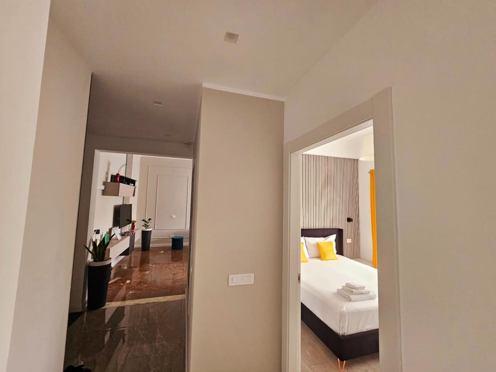 Upper San Pietro elegant flat on metro A with a view