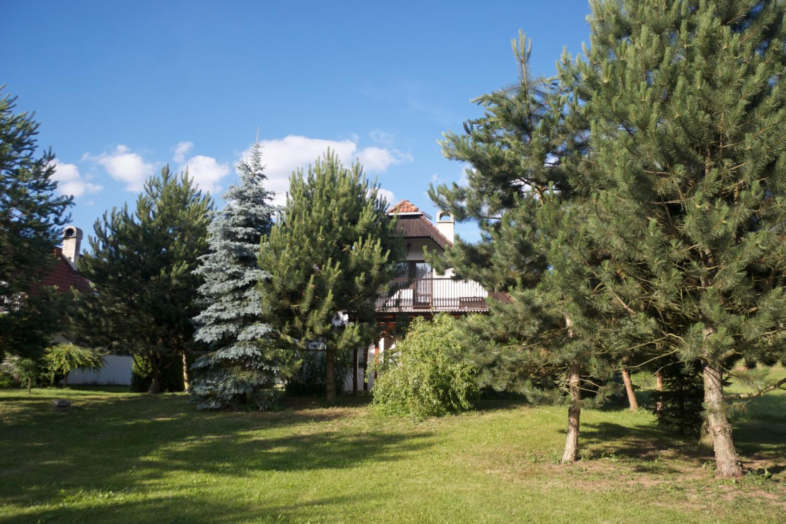 Farma Basarovi