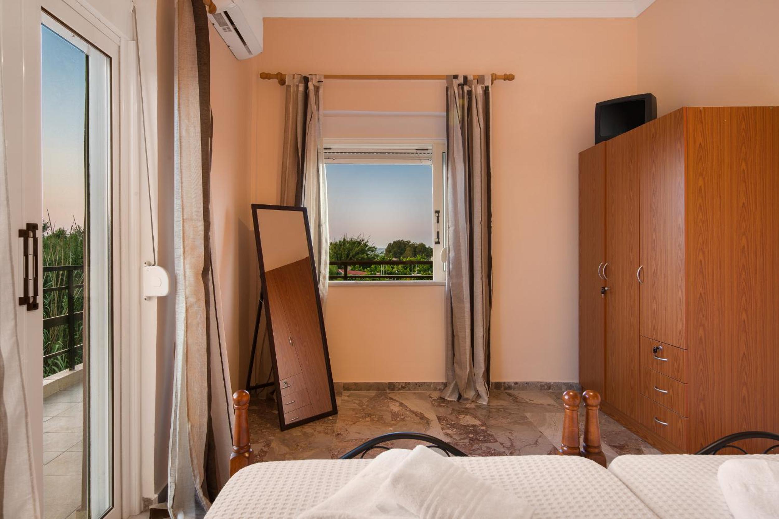 Sirens House en Tavronitis — hotel room