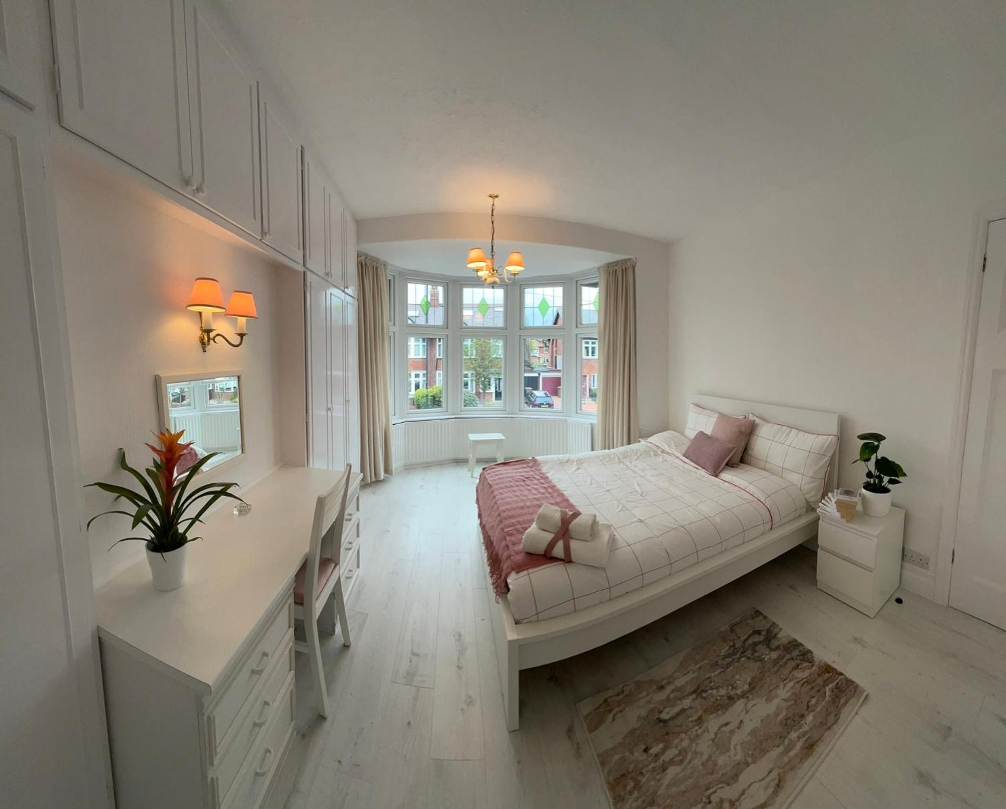 Bella Beach House
