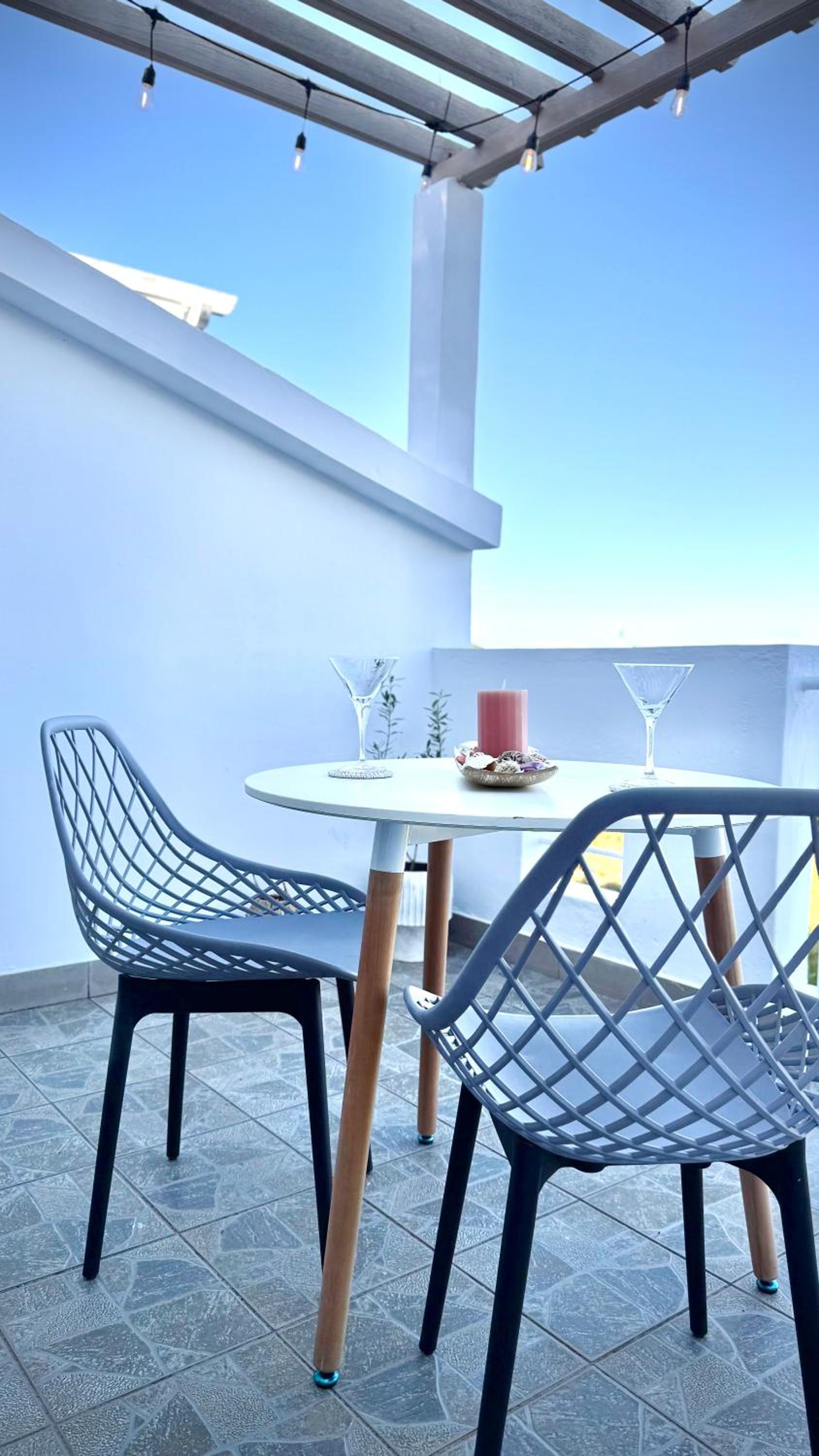Zephyr House 3BR Pool, Rooftop & Ocean View