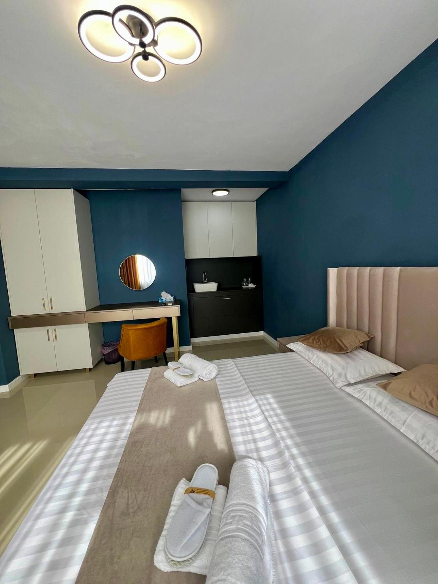 AWA boutique