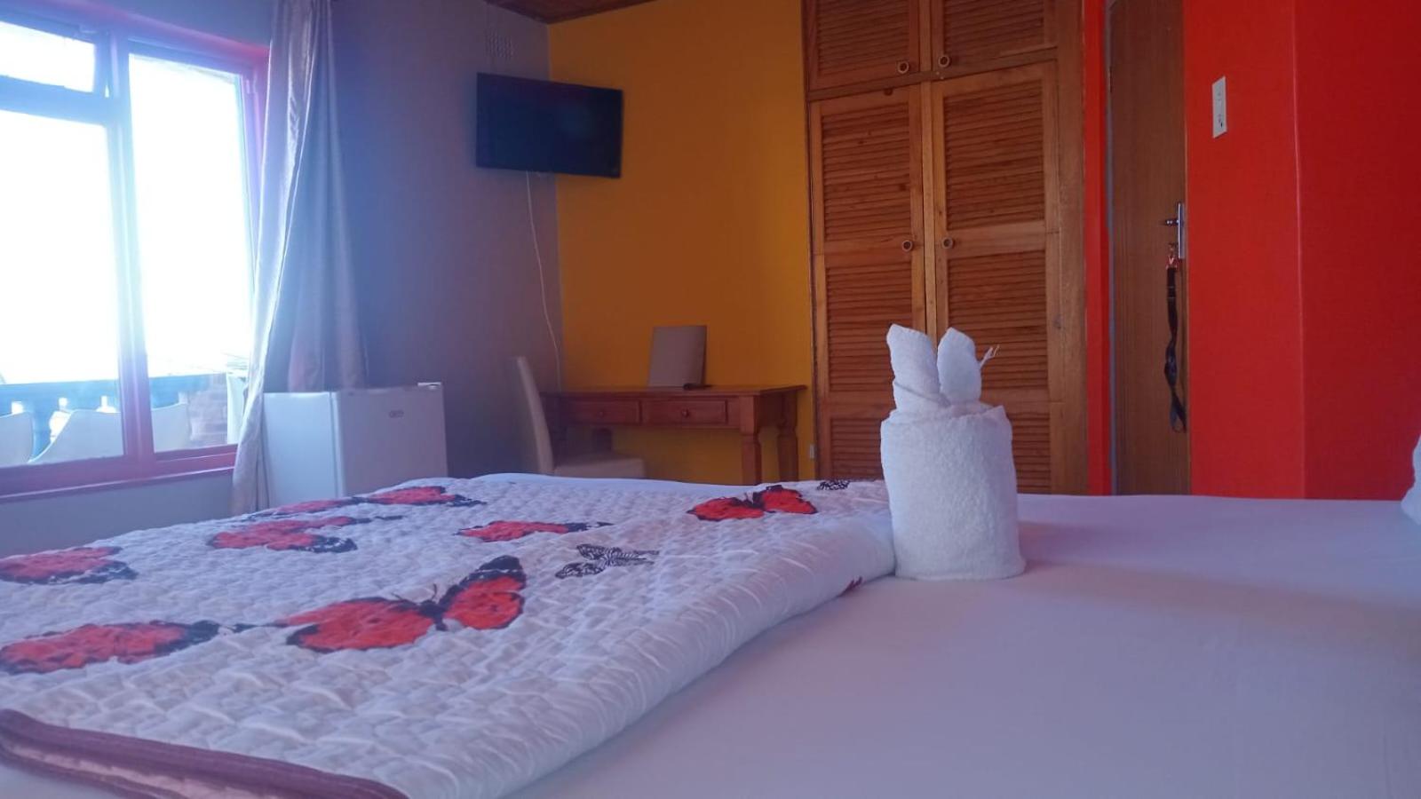 Parow Neo & Ruks Rooms 9