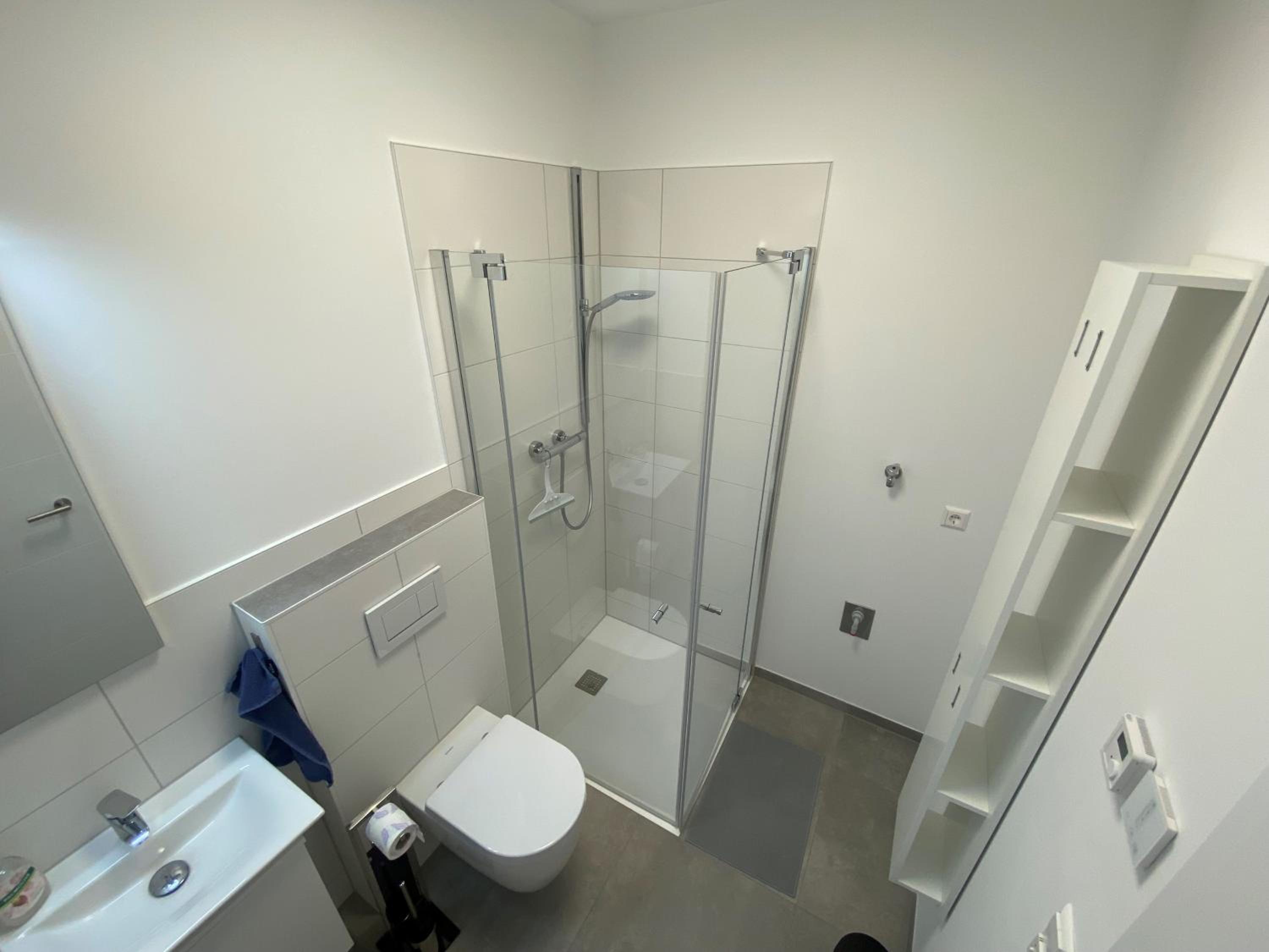 Skyview Suite Bad Dürrheim I Apartment nahe Solemar Therme I Parkplatz I kontaktloser Check-in