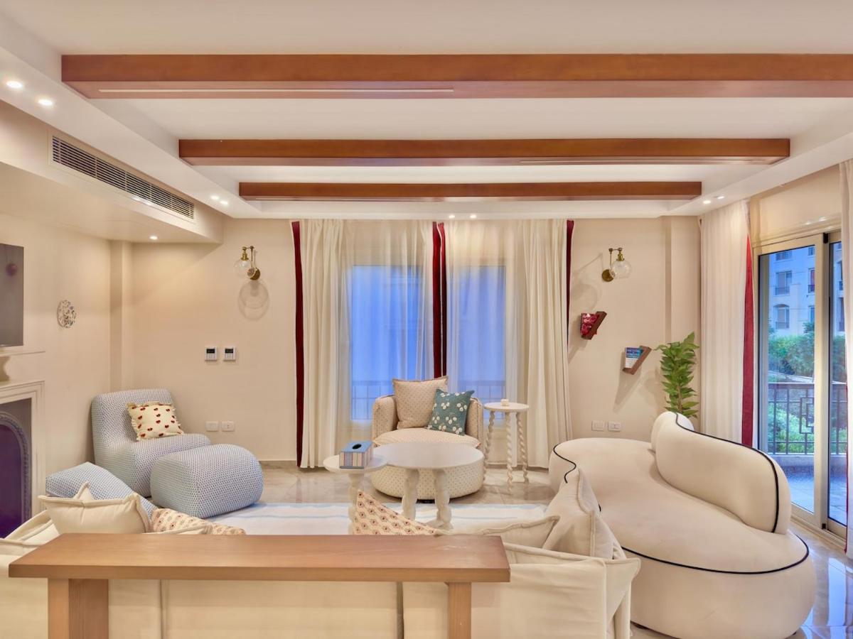 Quiet & Secure 3BR in Stone Residence, New Cairo