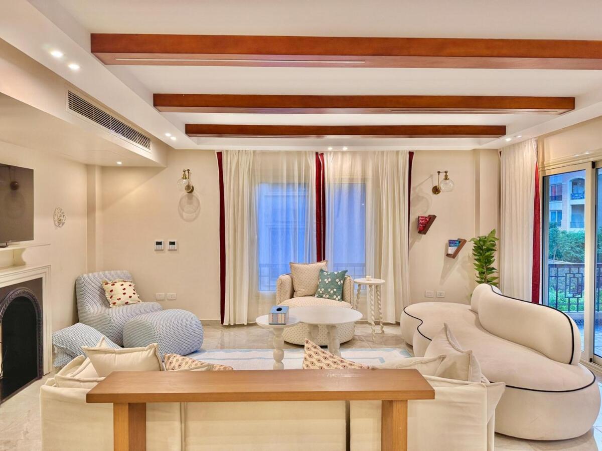 Quiet & Secure 3BR in Stone Residence, New Cairo