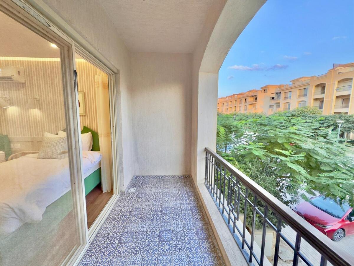Quiet & Secure 3BR in Stone Residence, New Cairo