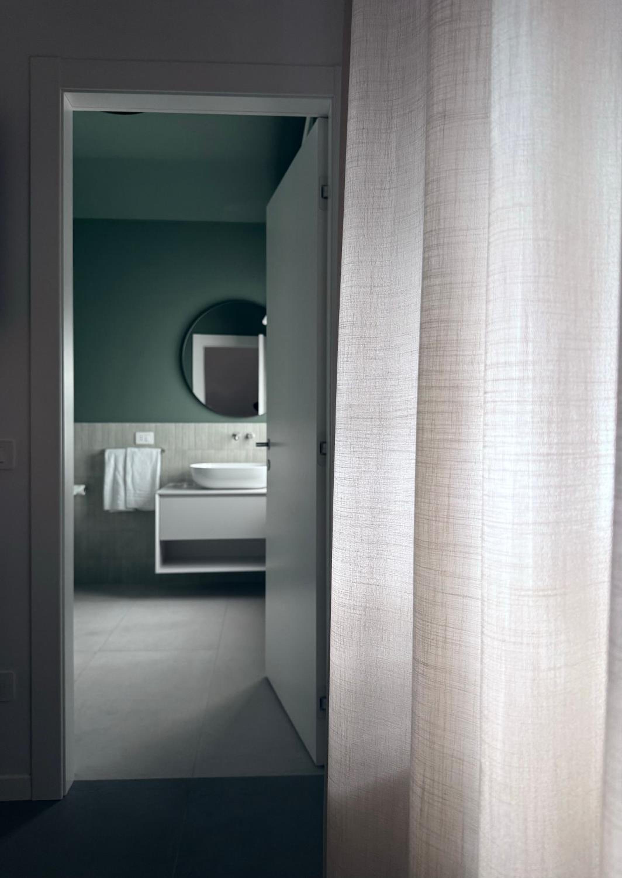 DoorMI - Premium Suites and Apartments