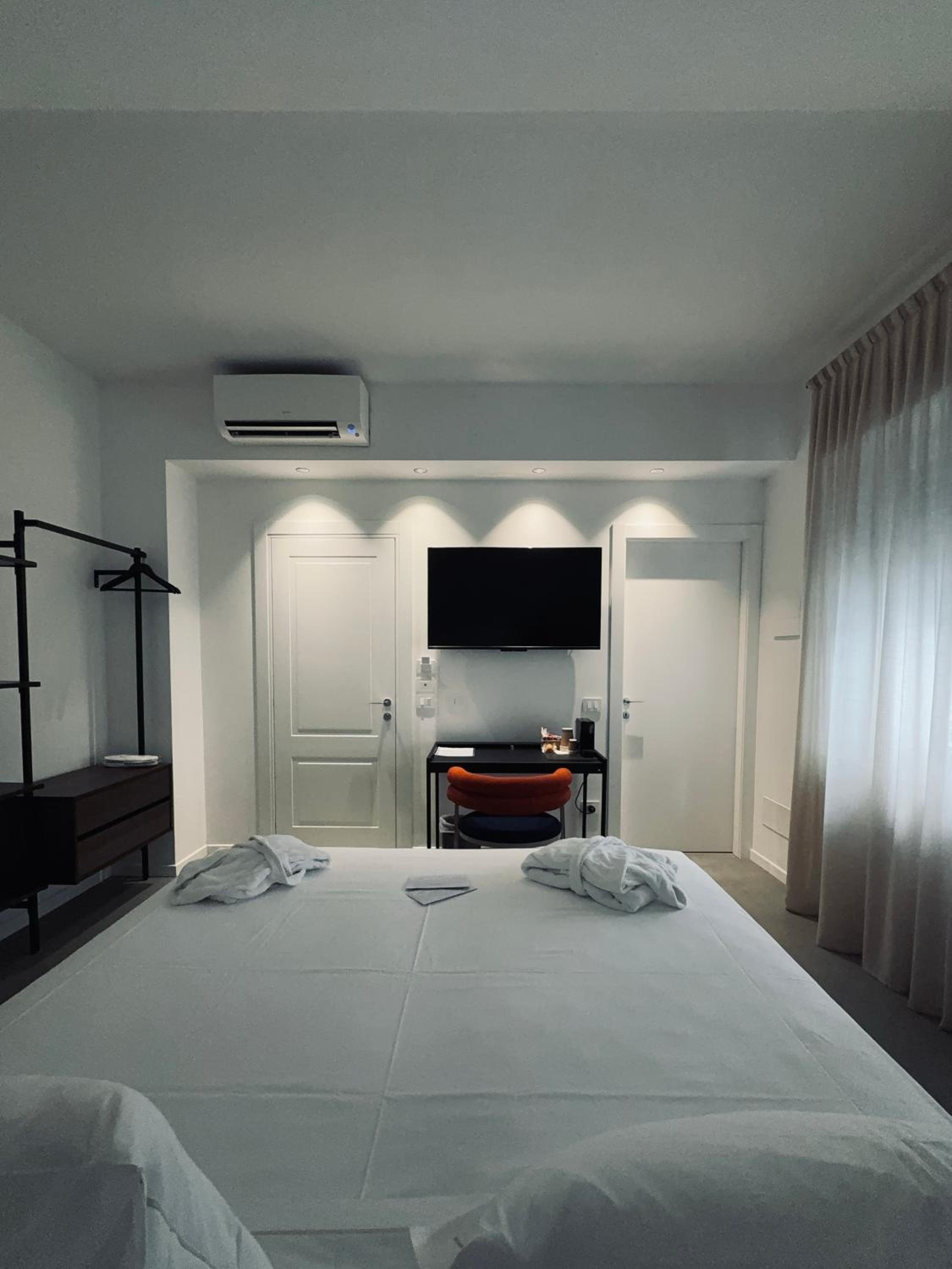 DoorMI - Premium Suites and Apartments