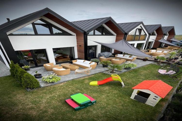 Family-friendly holiday home in Mielenko
