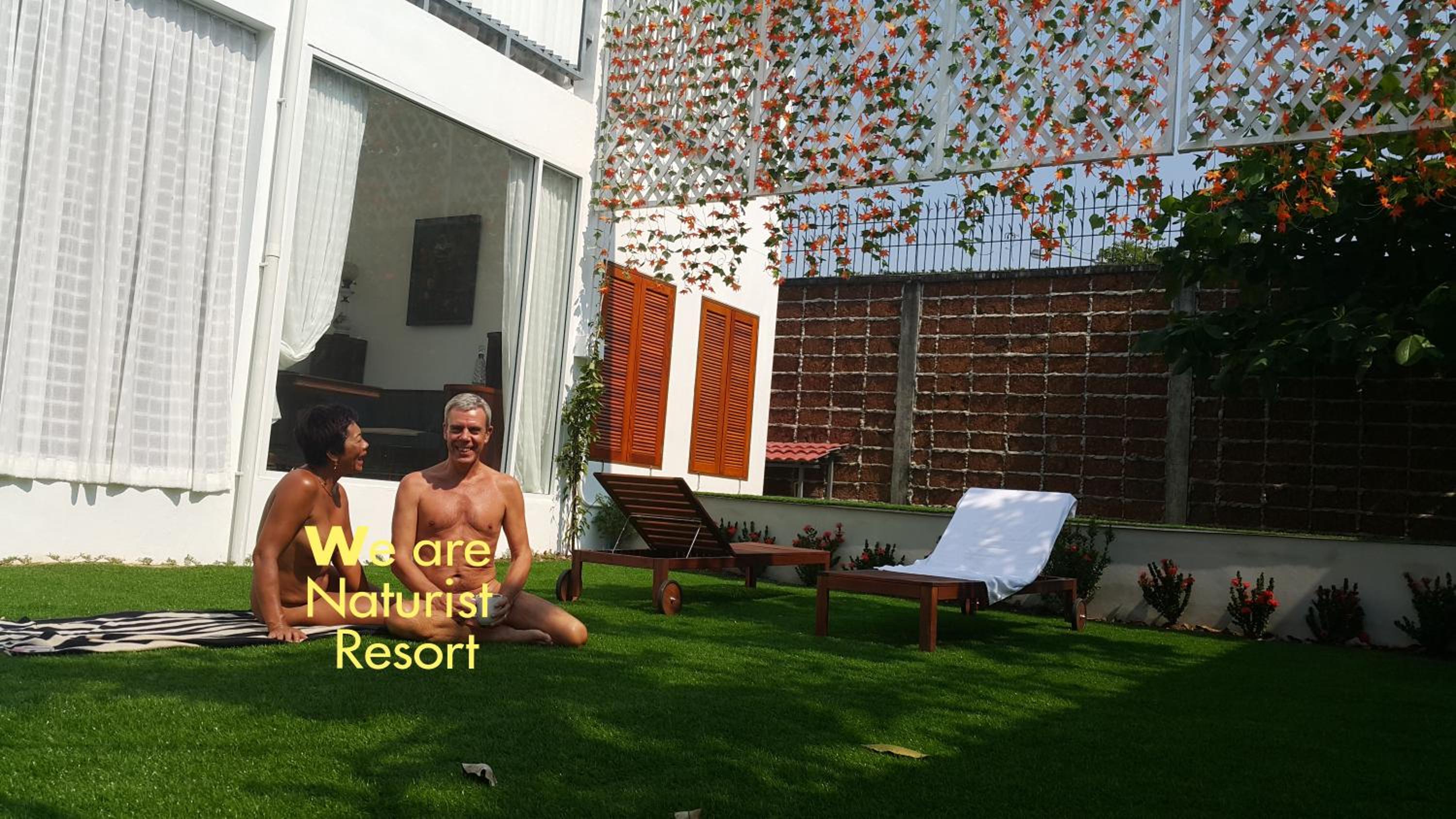 Barefeet Naturist Resort