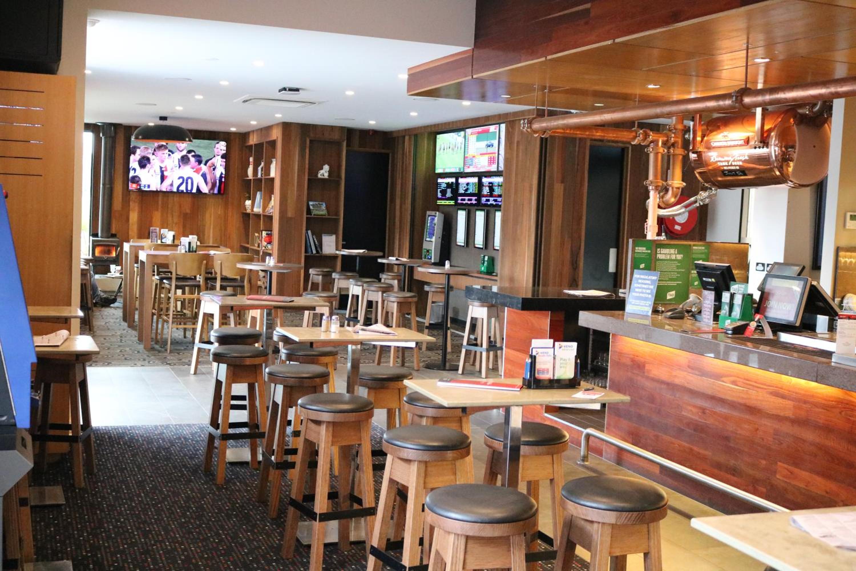 Sovereign Park Motor Inn