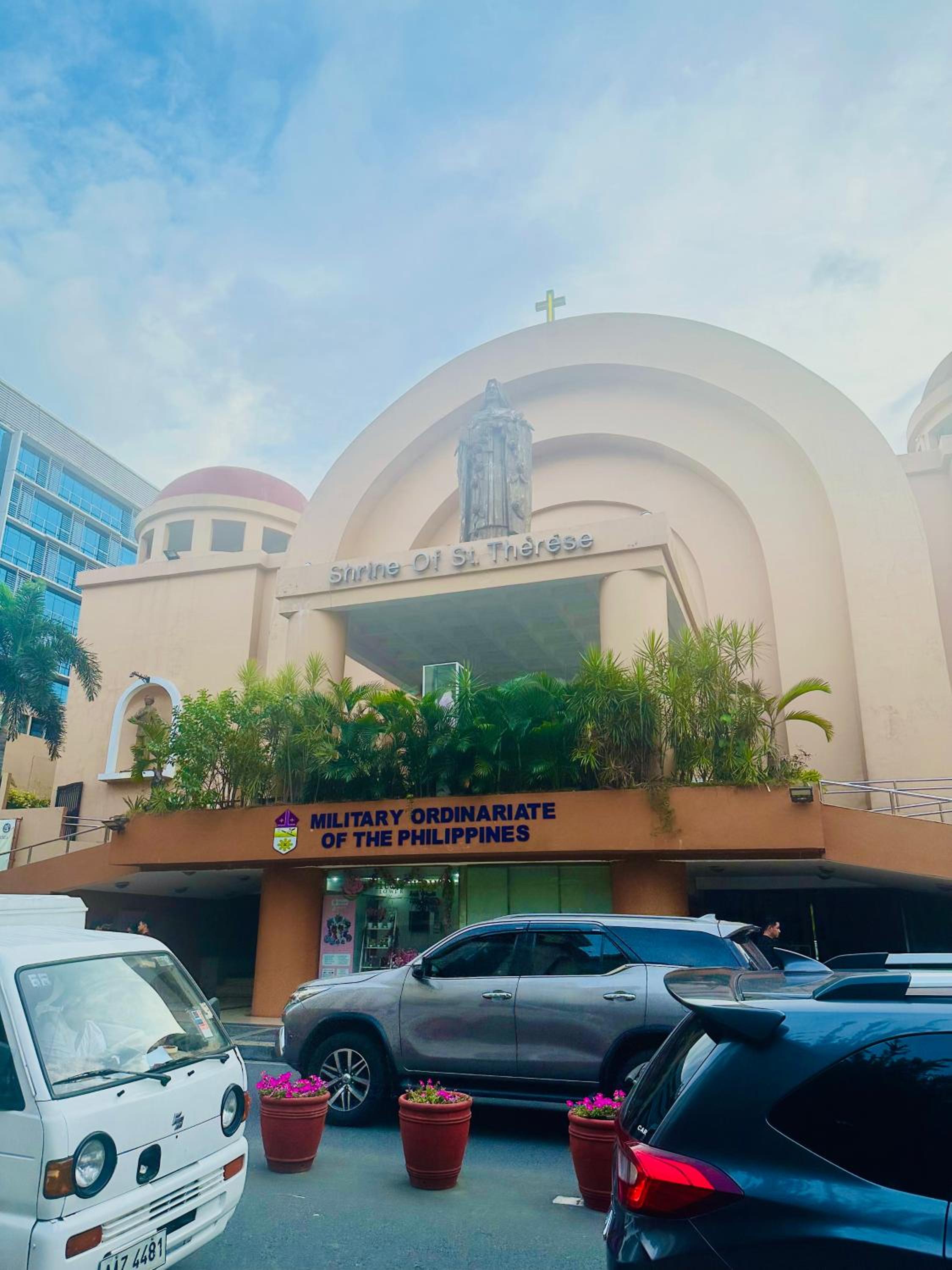 We Vibe, 101 Newport Blvd near the airport NAIA 3