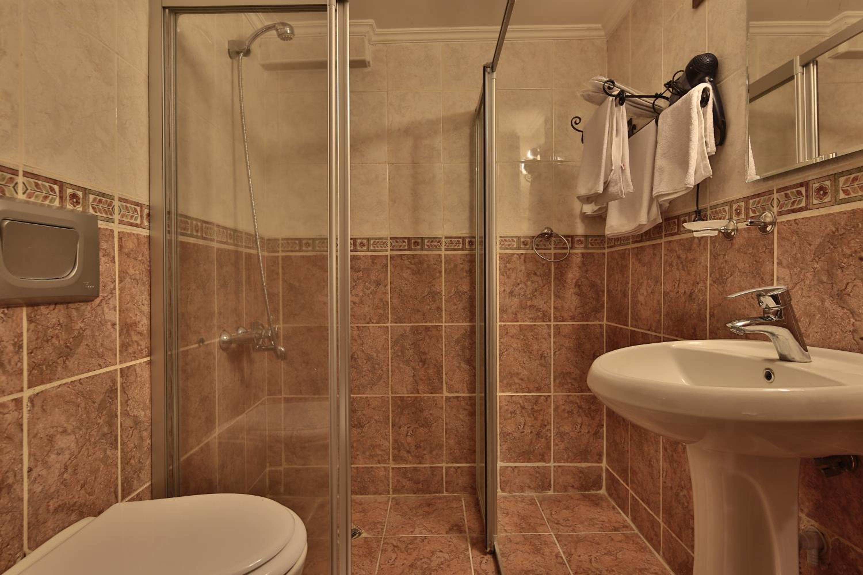 Walnut House Otel - Image 76