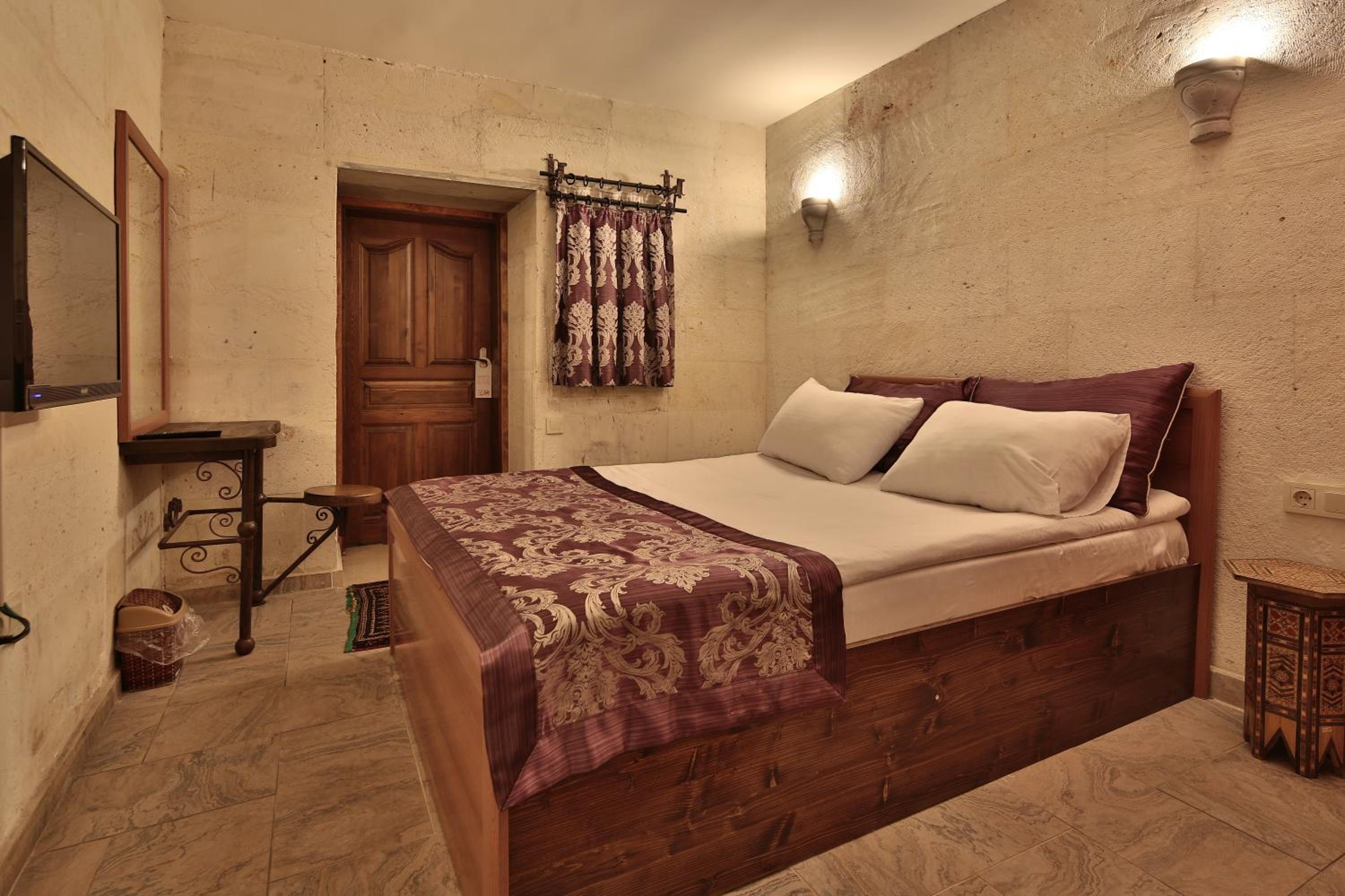 Walnut House Otel - Image 77