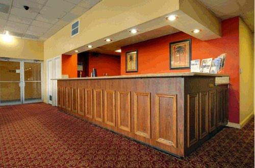 Americas Best Value Inn & Suites Greenville - Image 3