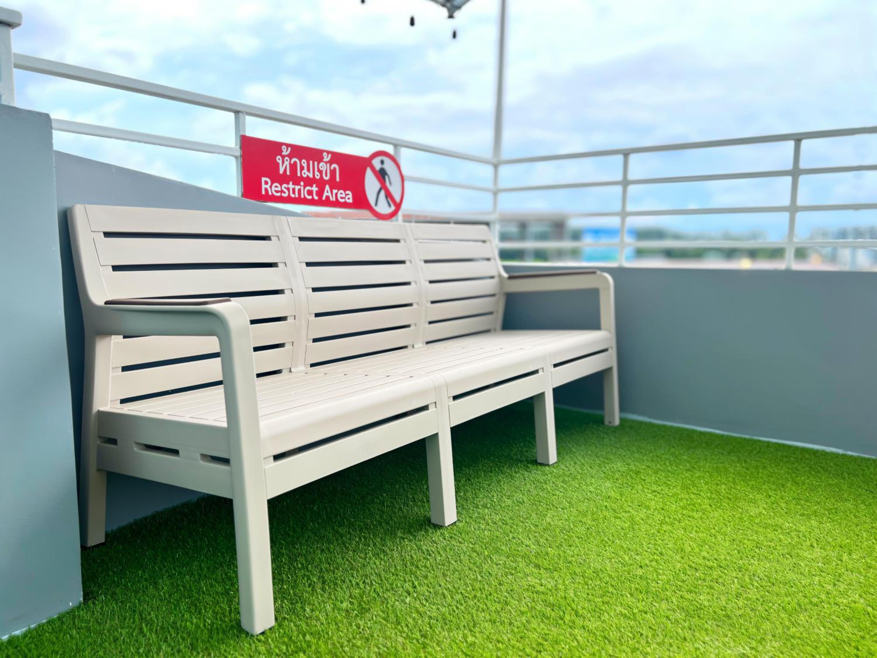 Friends Hostel - Phuket Airport
