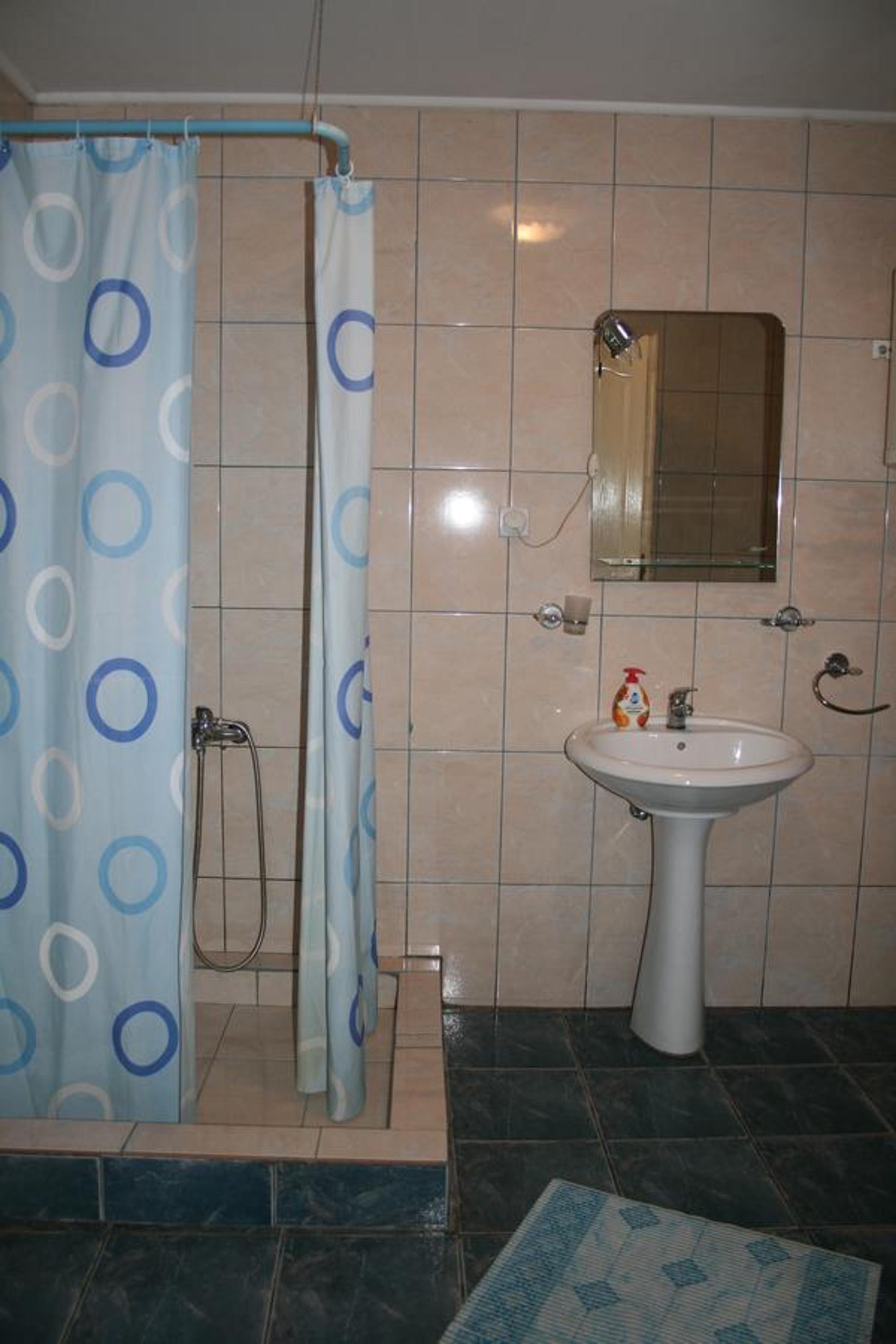 Photo 51