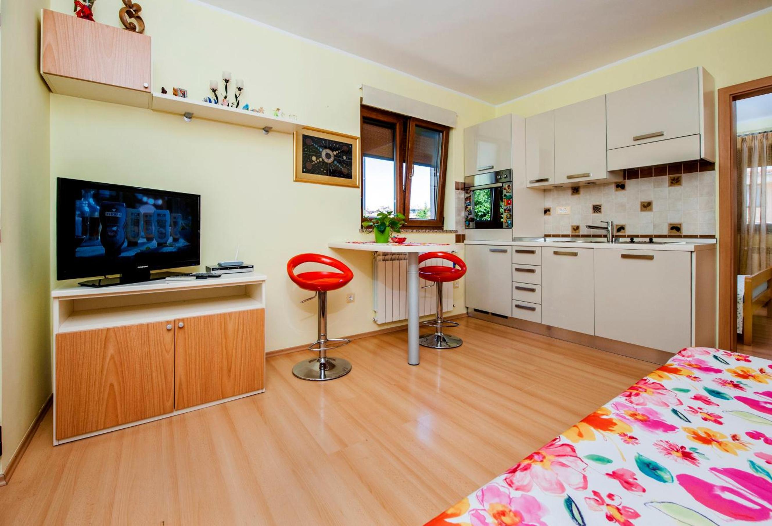 Apartments Karmen view 4