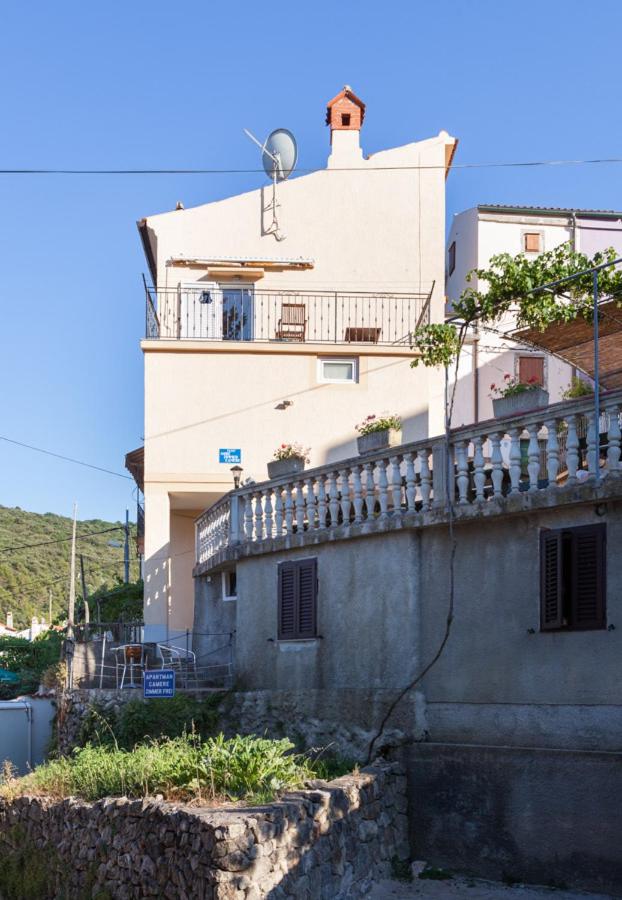 Apartments & Rooms Dinko
