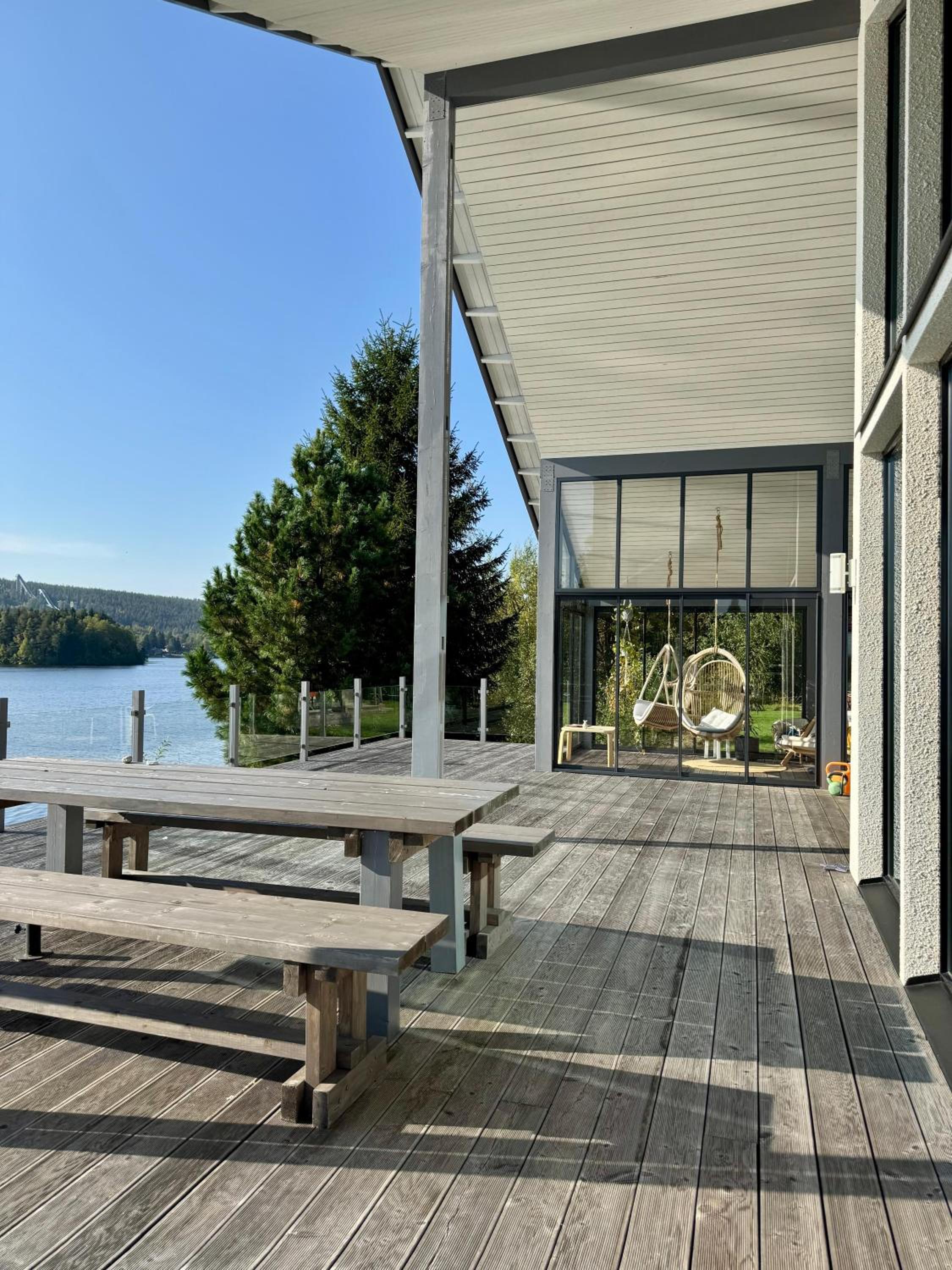 Aurora Arctic Riverside Villa