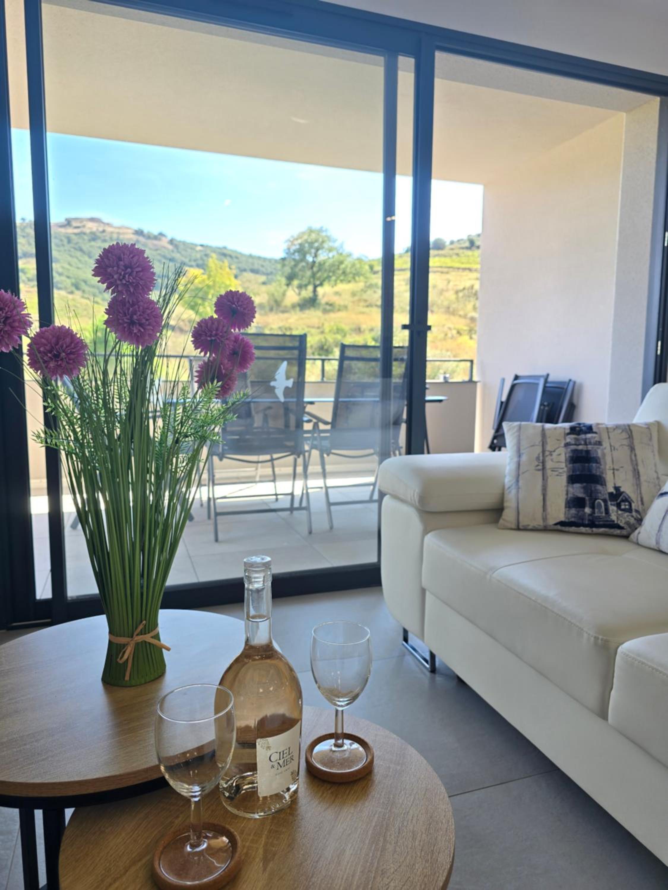 Appartement neuf et nouvelle top gestion, hyper calme, vue superbe mer et nature