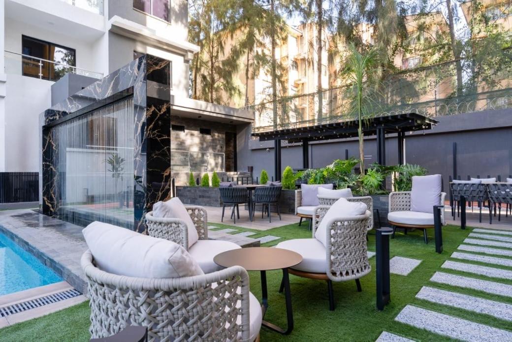 Elegant Wilma Towers Stay - Golden Sunsets & Ngong Hills views
