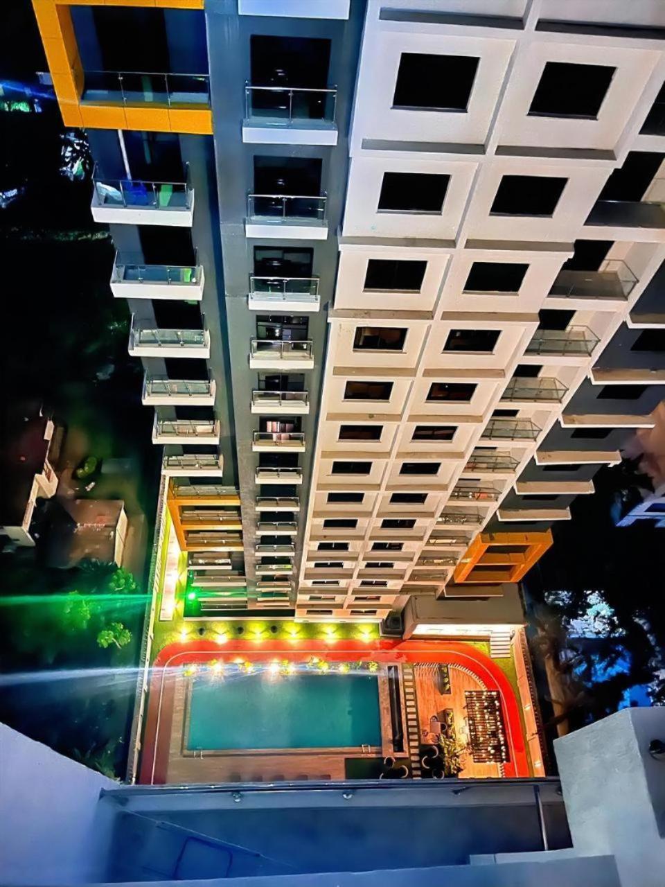 Elegant Wilma Towers Stay - Golden Sunsets & Ngong Hills views