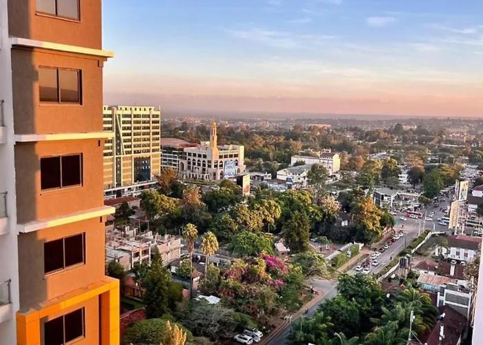 Elegant Wilma Towers Stay - Golden Sunsets & Ngong Hills views