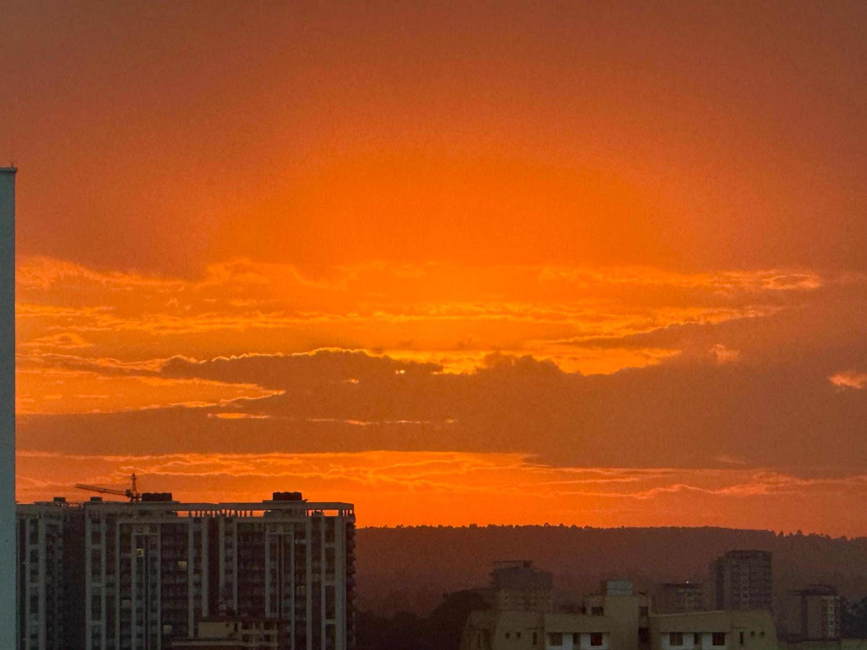 Elegant Wilma Towers Stay - Golden Sunsets & Ngong Hills views
