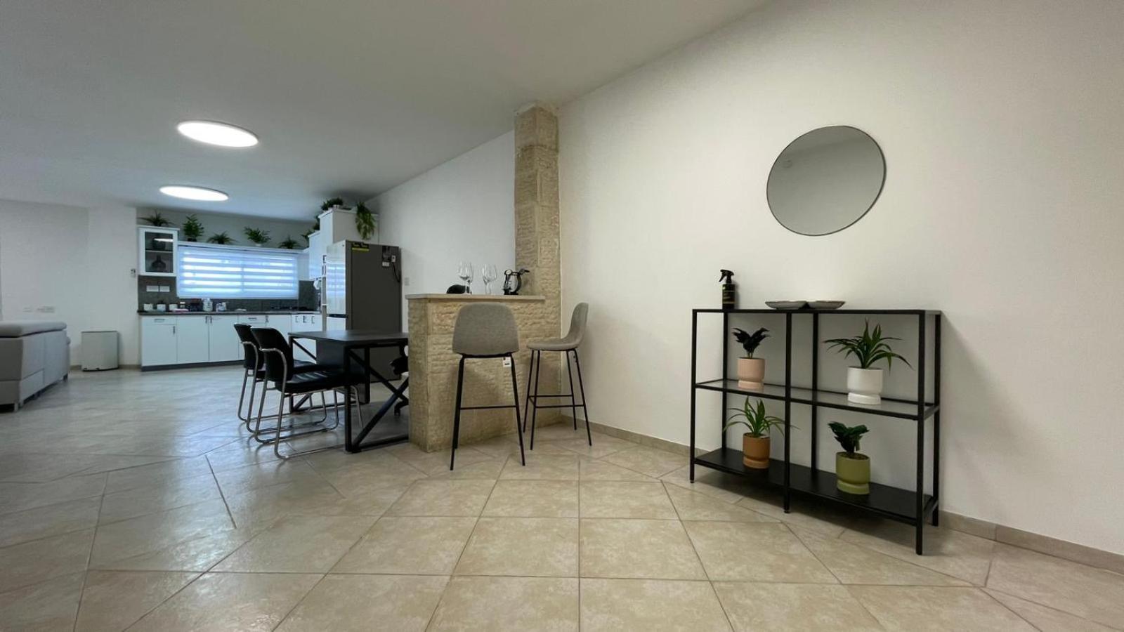 Tiberias CITY HOUSe