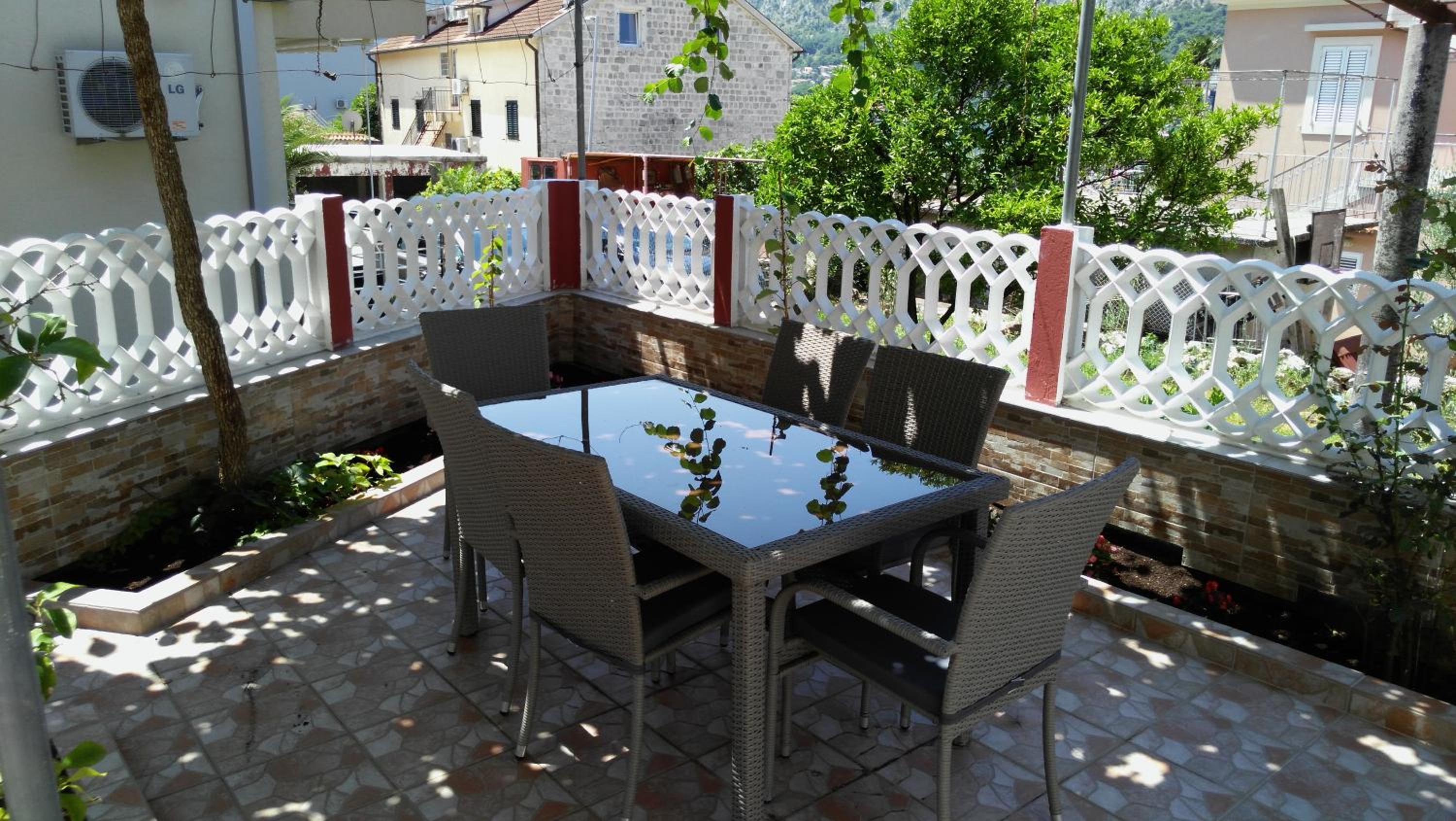Badza Apartment