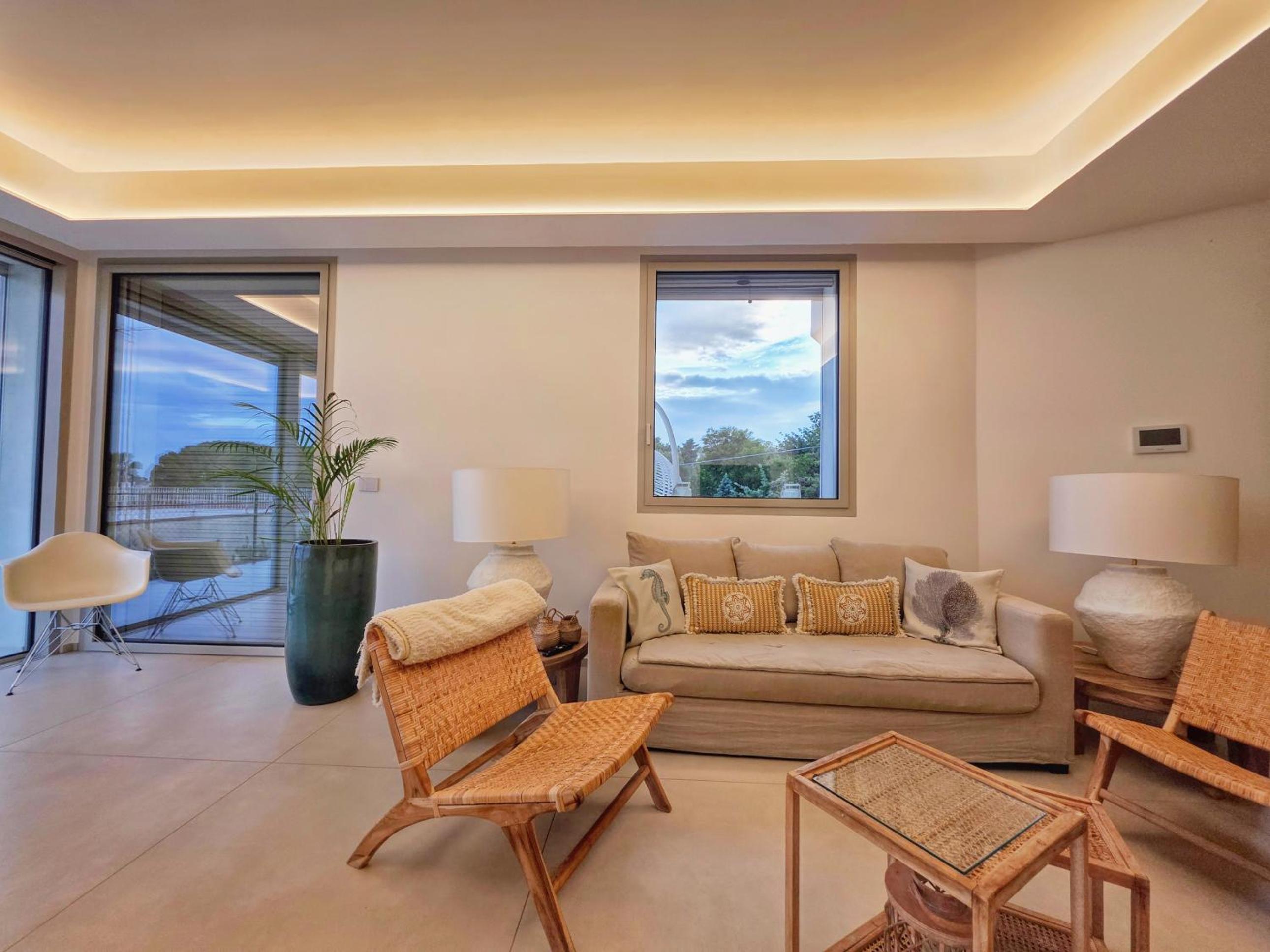 SHATI LUXURY - Private Heated Pool