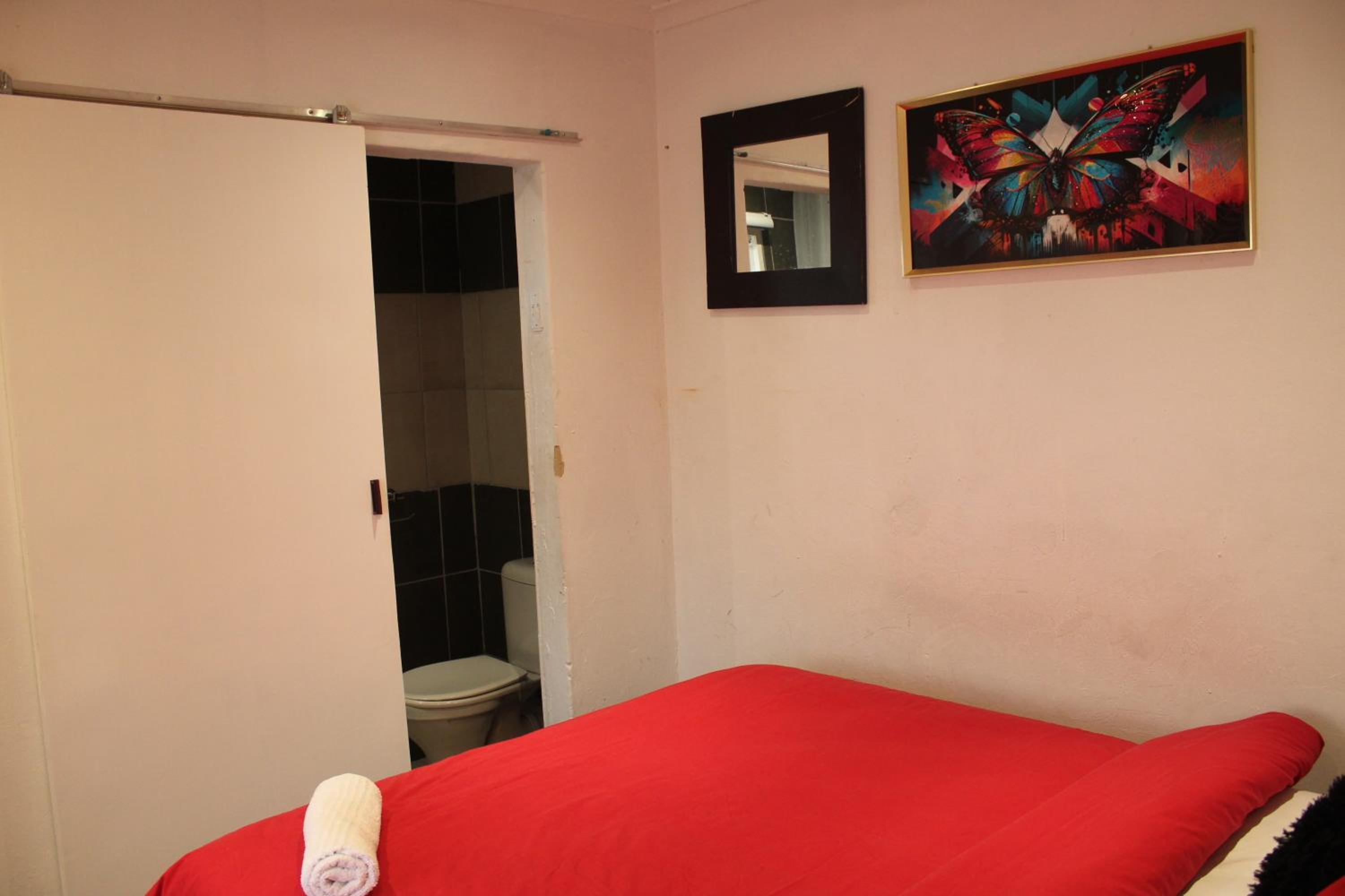Newlands Cosy One Bedroom Apartment