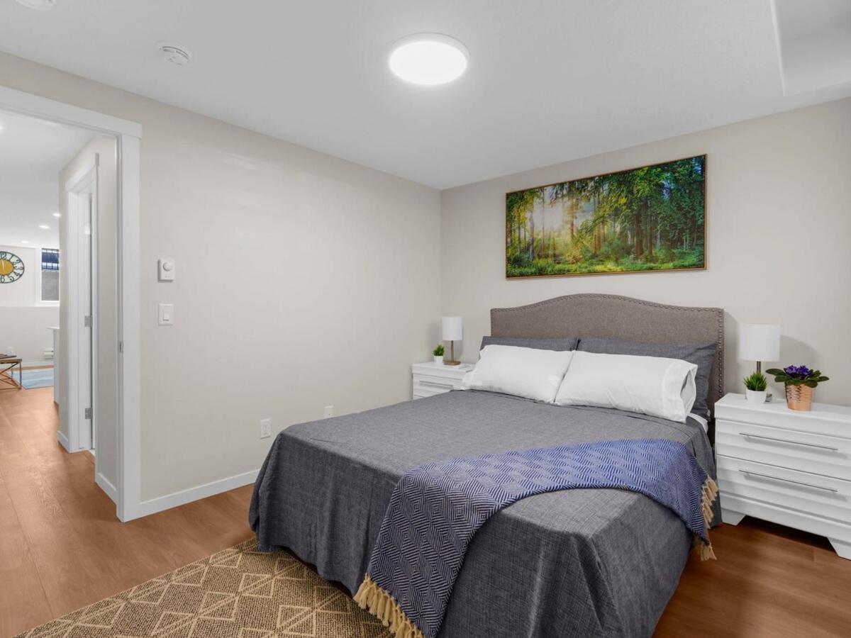 Superb 1-Bdr Apt in New Condo