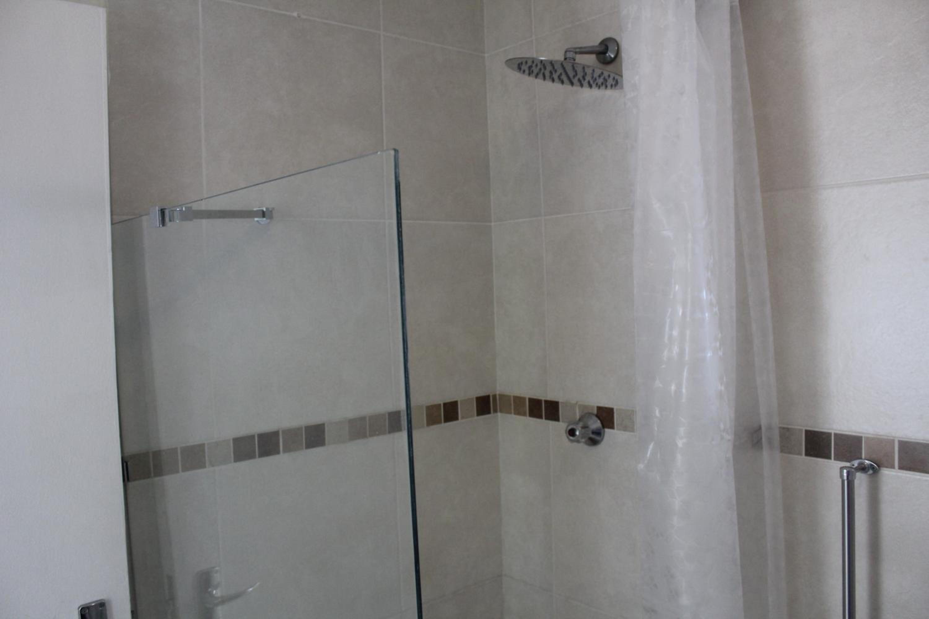 Luxury Garden Retreat 2B Sandton