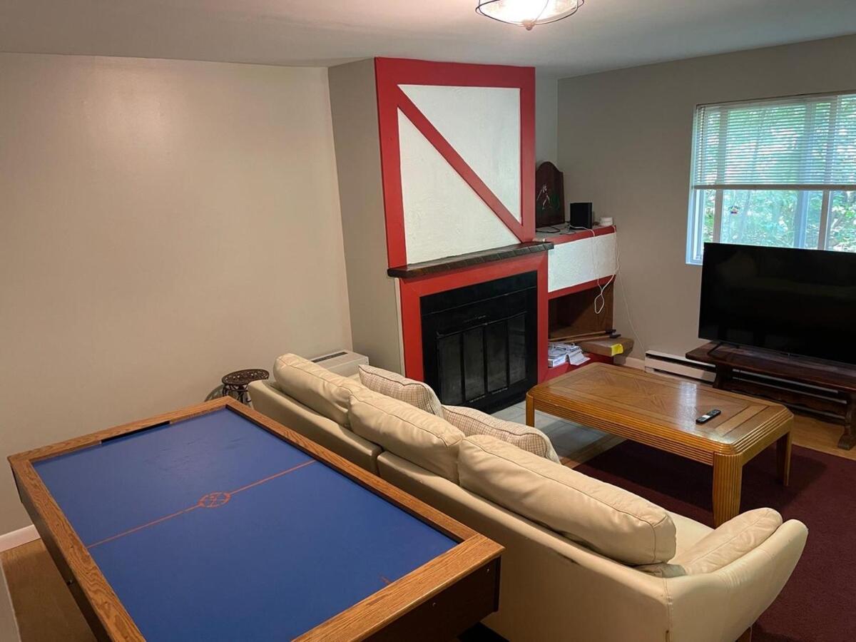 Luxury Mountain Villa - 3 bedroom, hot-tub, fire-pit