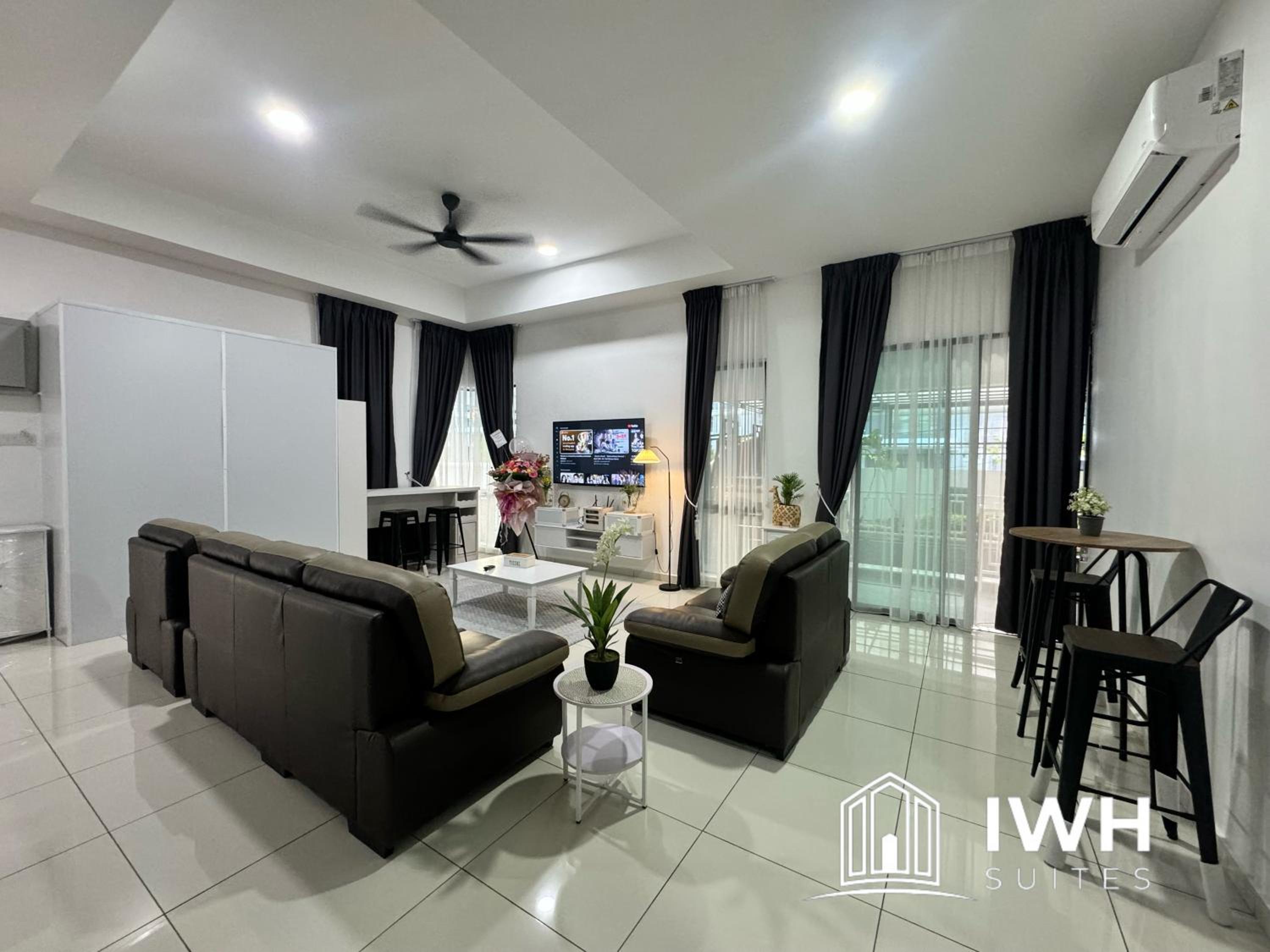 Ipoh Lahat Mines Private Pool Lake Villa by IWH Suites
