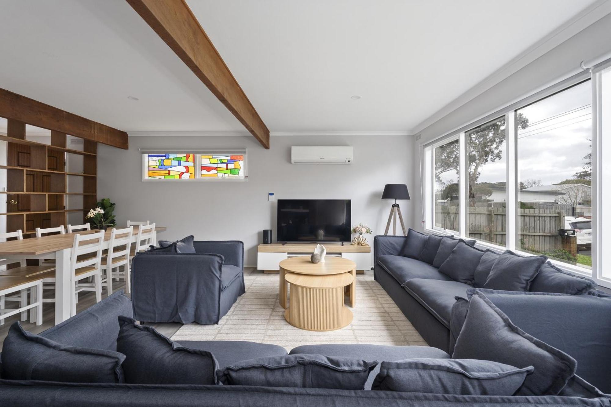 Family Retreat with Fireplace and Garden Views