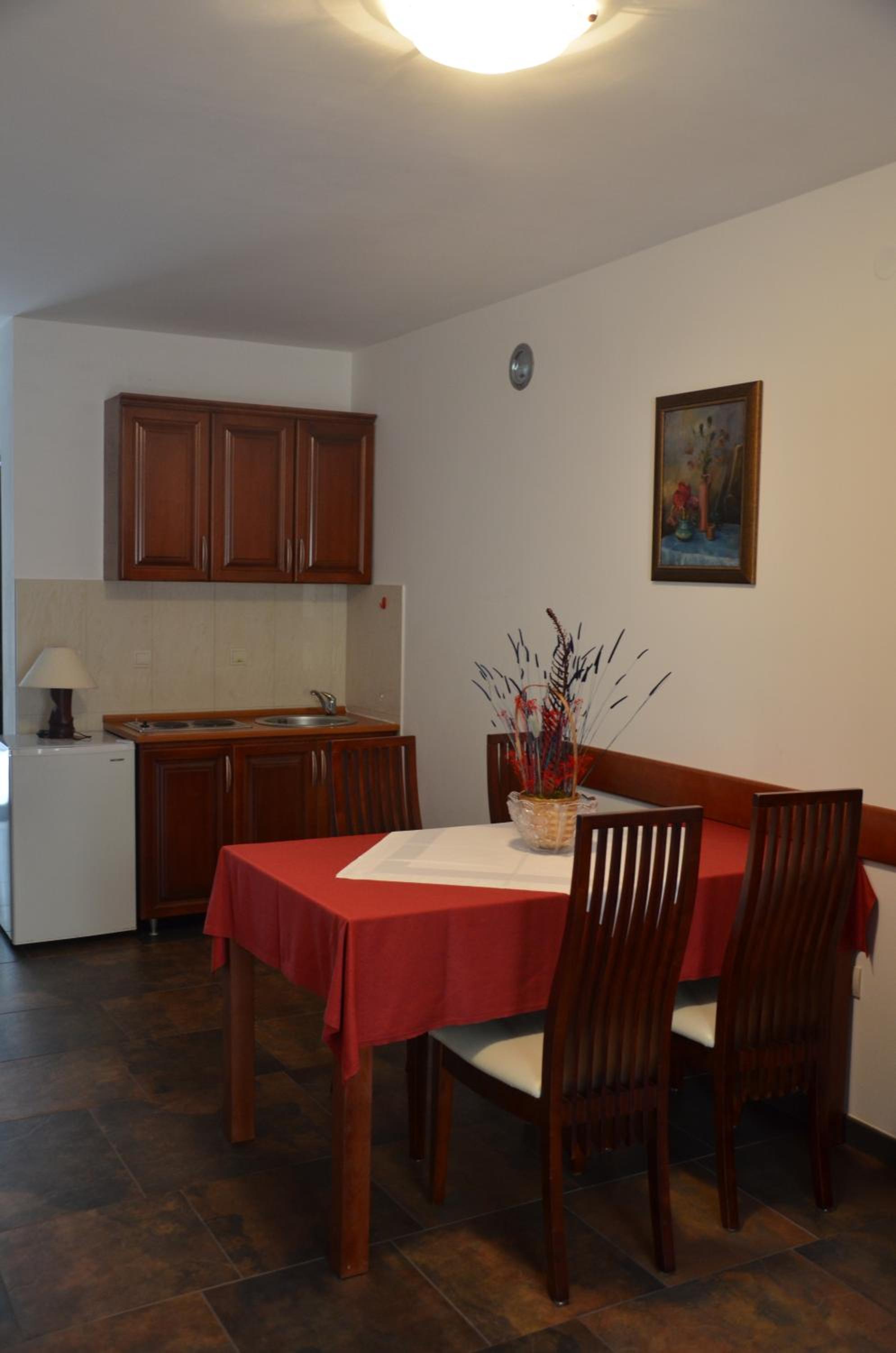 Lero Apartments