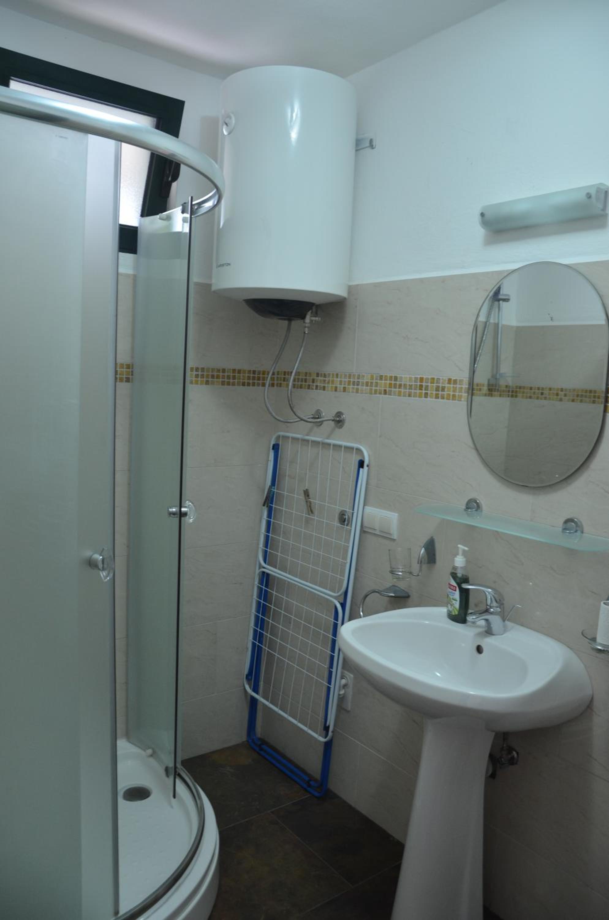 Lero Apartments