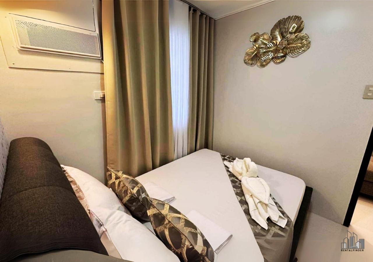 2BR Cozy Condo with a Balcony, FREE Pool, Gym Parking Near Airport - B2 6LusterB