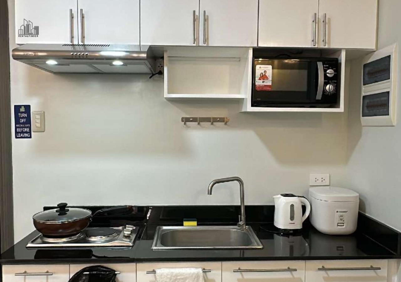 2BR Cozy Condo with a Balcony, FREE Pool, Gym Parking Near Airport - B2 6LusterB