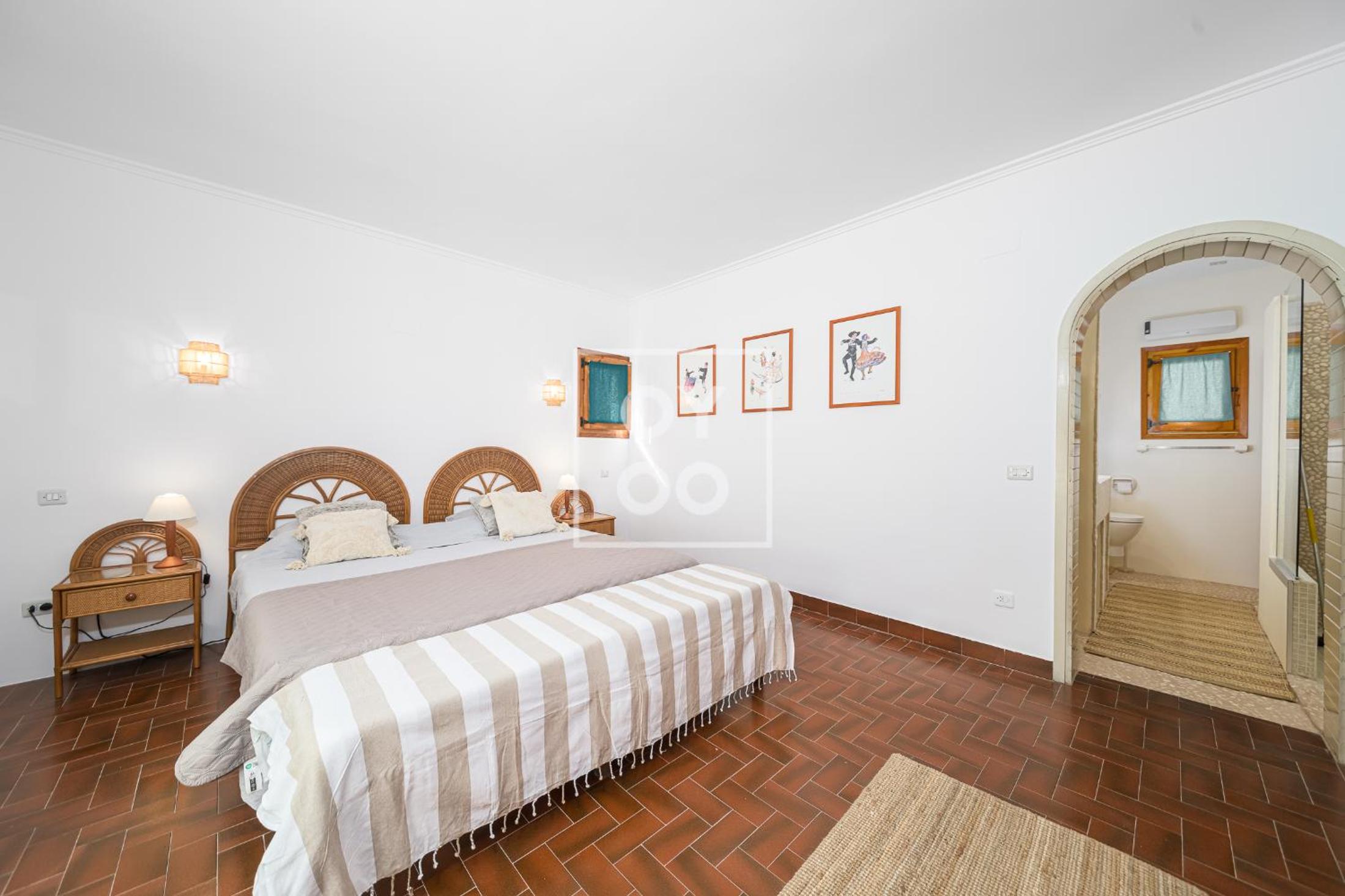 Villa El Monte de Moraira, private pool, sea views - by OYOOSTAYS