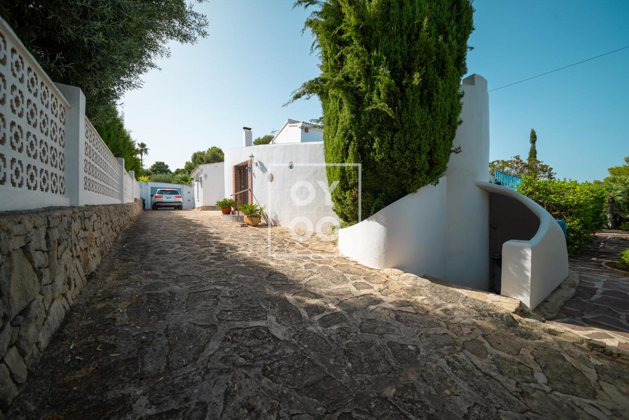 Villa El Monte de Moraira, private pool, sea views - by OYOOSTAYS