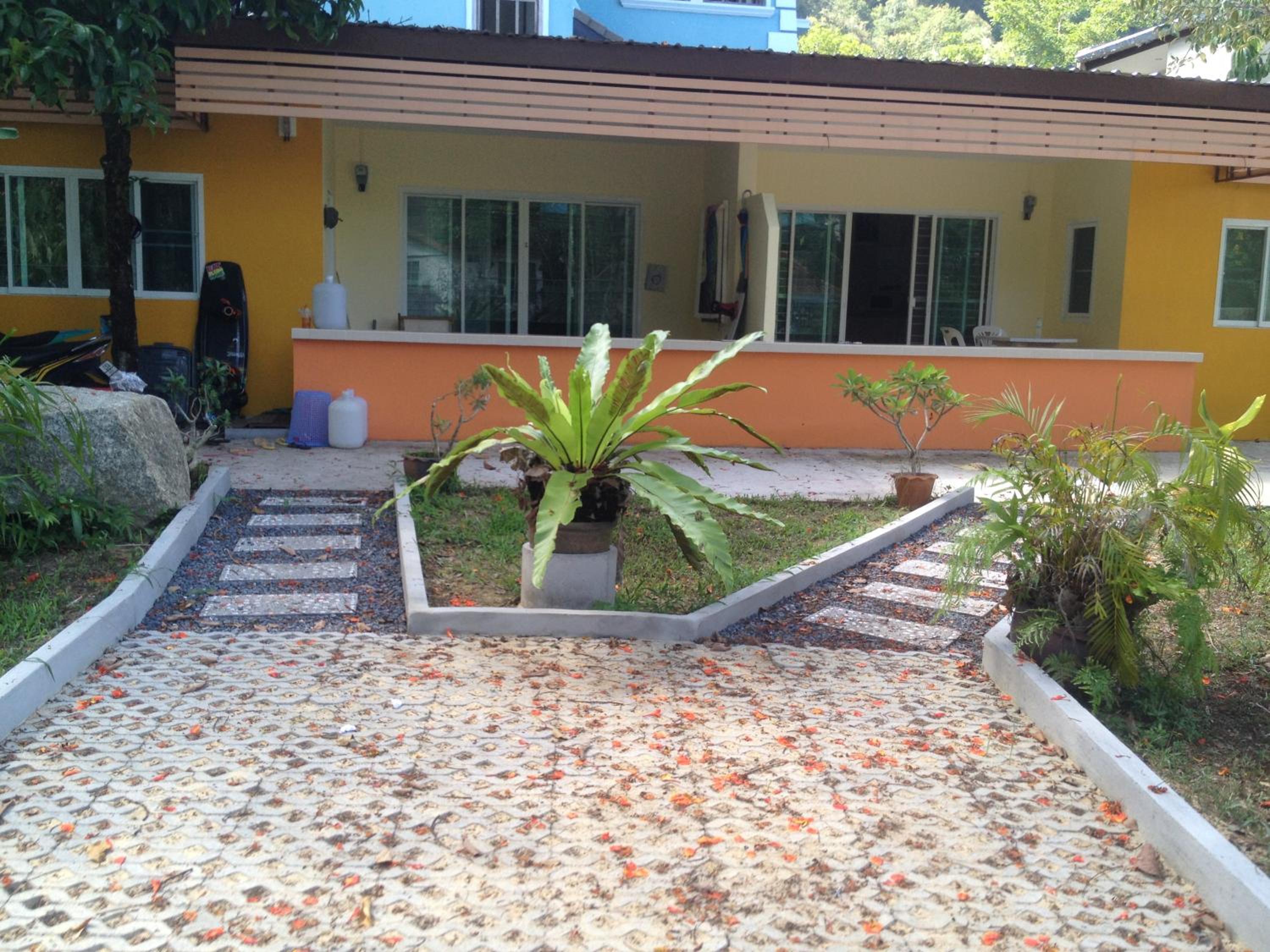 Photo 11
